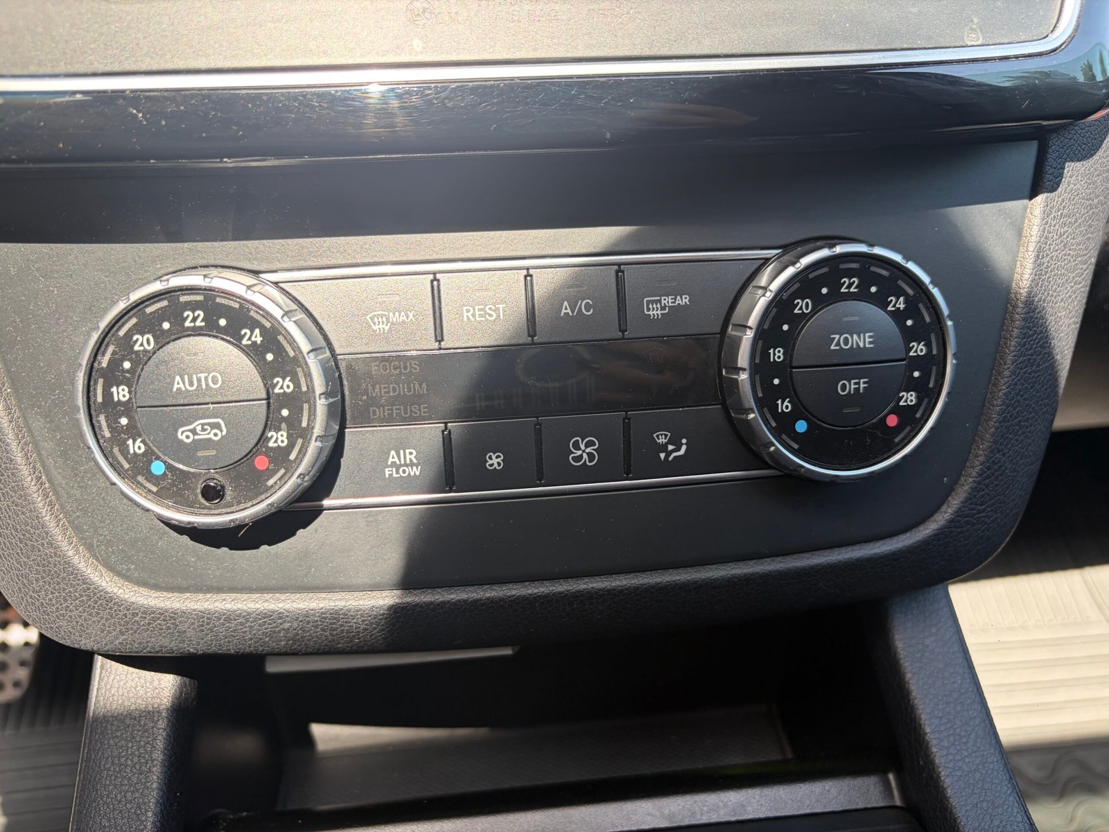 MERCEDES-BENZ Classe GLE SUV 250 d 2.1 d 16V 4MATIC 9G-TRONIC 204 cv Boîte auto Fascination