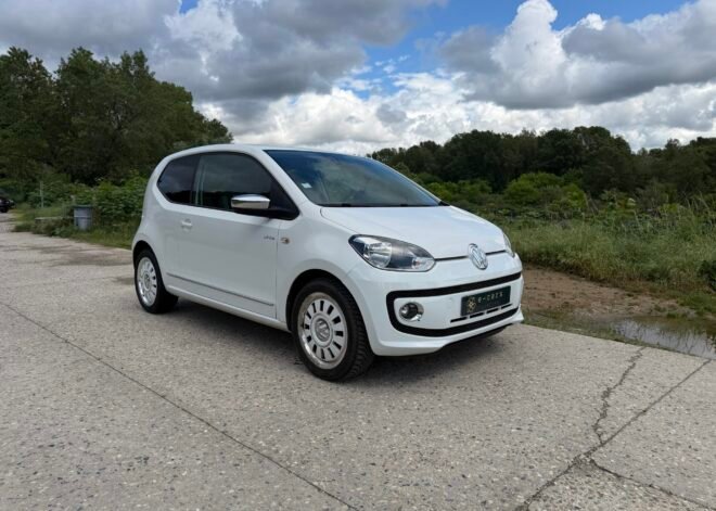 Volkswagen Up 1,0i 75ch White up! édition
