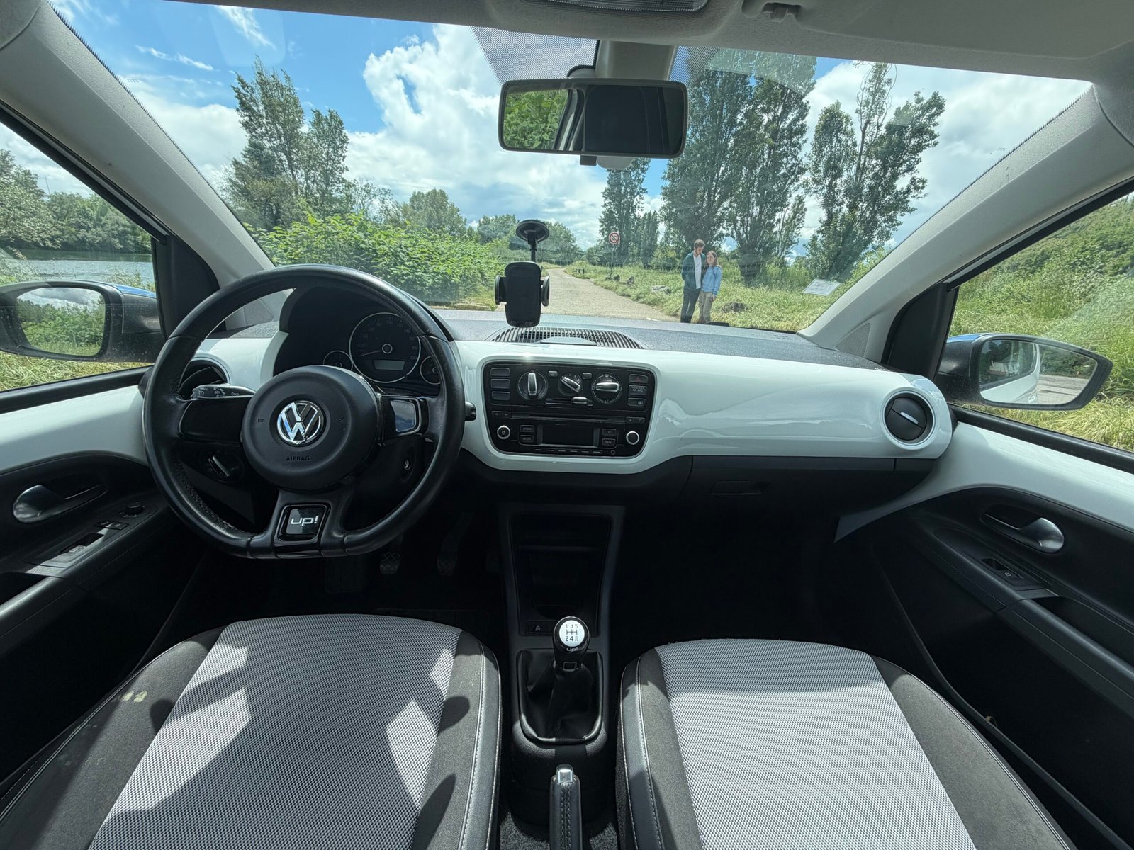 Volkswagen Up 1,0i 75ch White up! édition