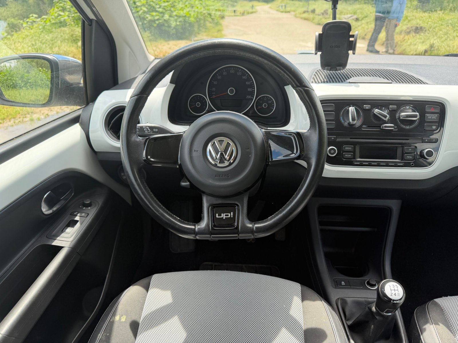 Volkswagen Up 1,0i 75ch White up! édition