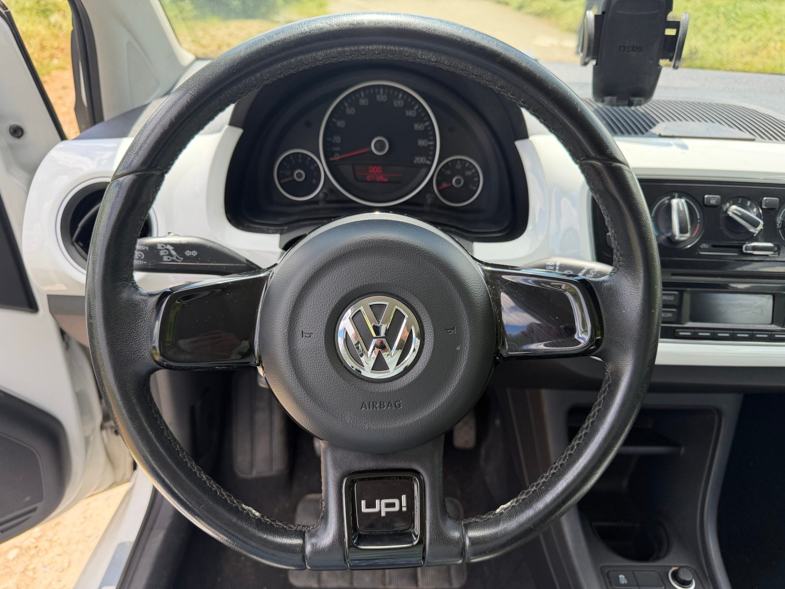 Volkswagen Up 1,0i 75ch White up! édition