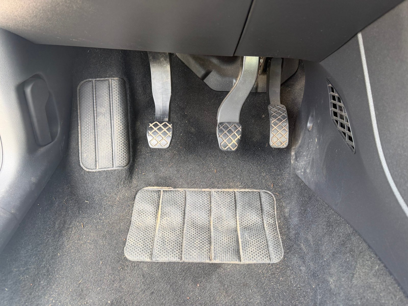 Volkswagen Up 1,0i 75ch White up! édition