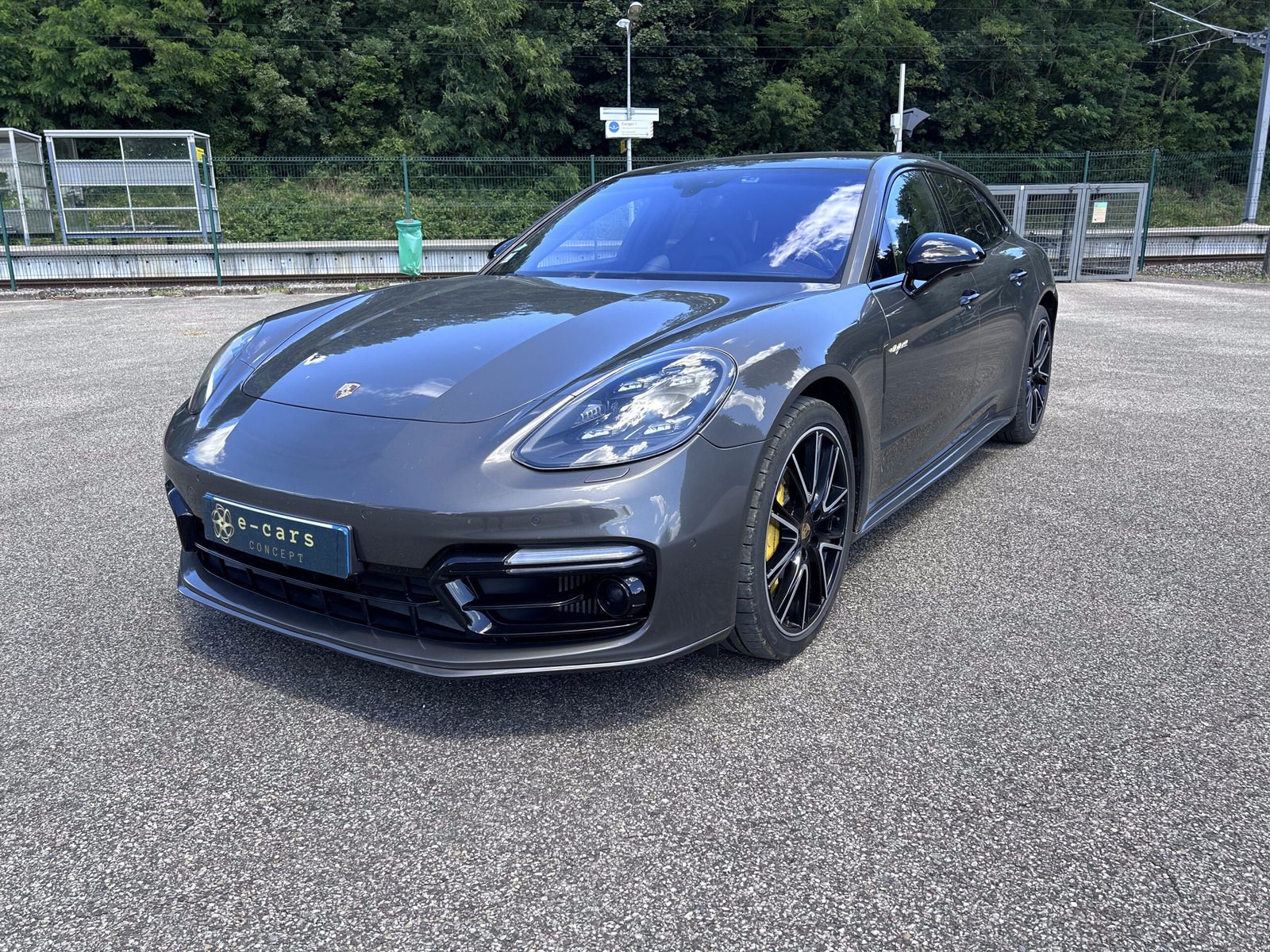 Porsche Panamera Turbo SE Hybrid 680CH