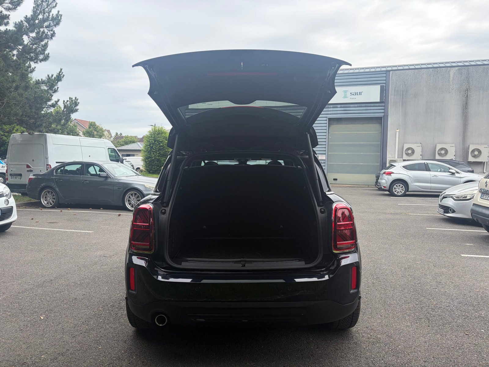 MINI Countryman LCI Cooper 1.5 i 12V DCT7 136 cv Boîte auto Spécial Edition