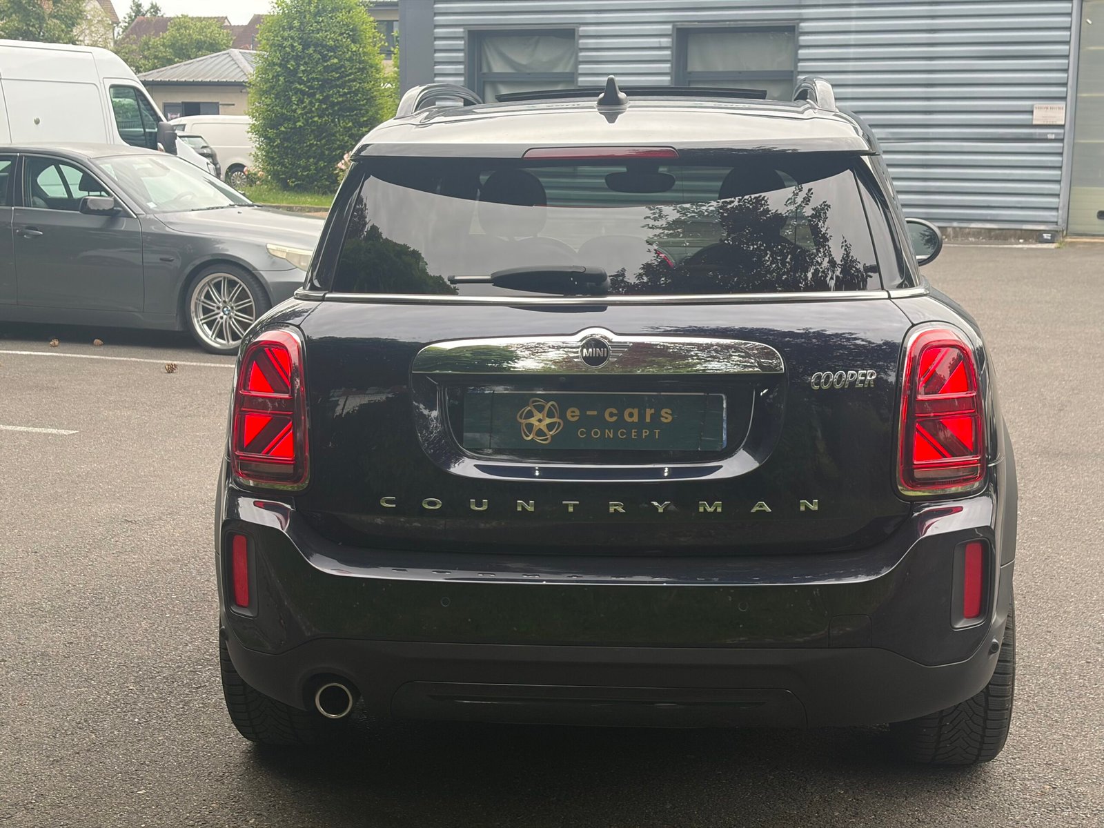 MINI Countryman LCI Cooper 1.5 i 12V DCT7 136 cv Boîte auto Spécial Edition