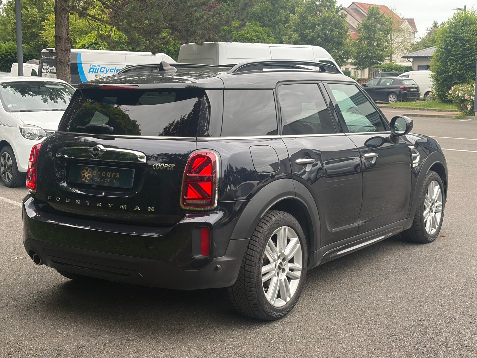 MINI Countryman LCI Cooper 1.5 i 12V DCT7 136 cv Boîte auto Spécial Edition