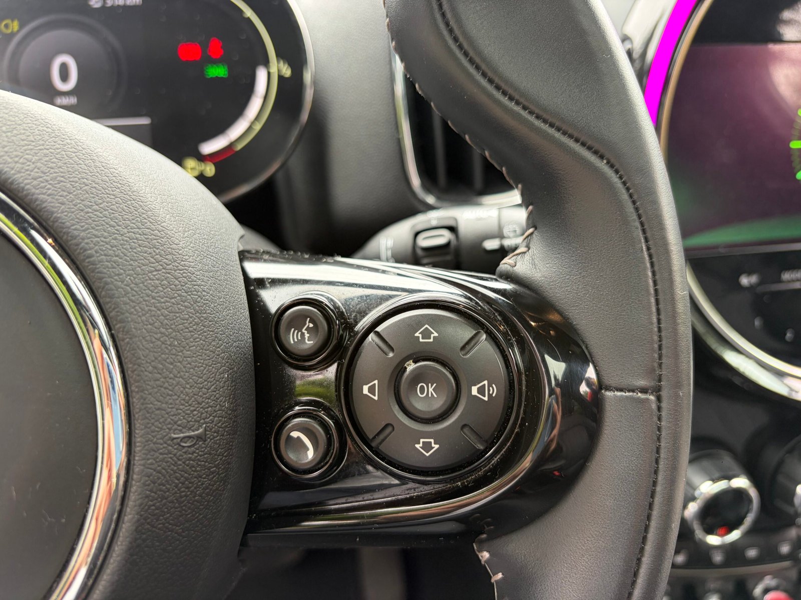 MINI Countryman LCI Cooper 1.5 i 12V DCT7 136 cv Boîte auto Spécial Edition
