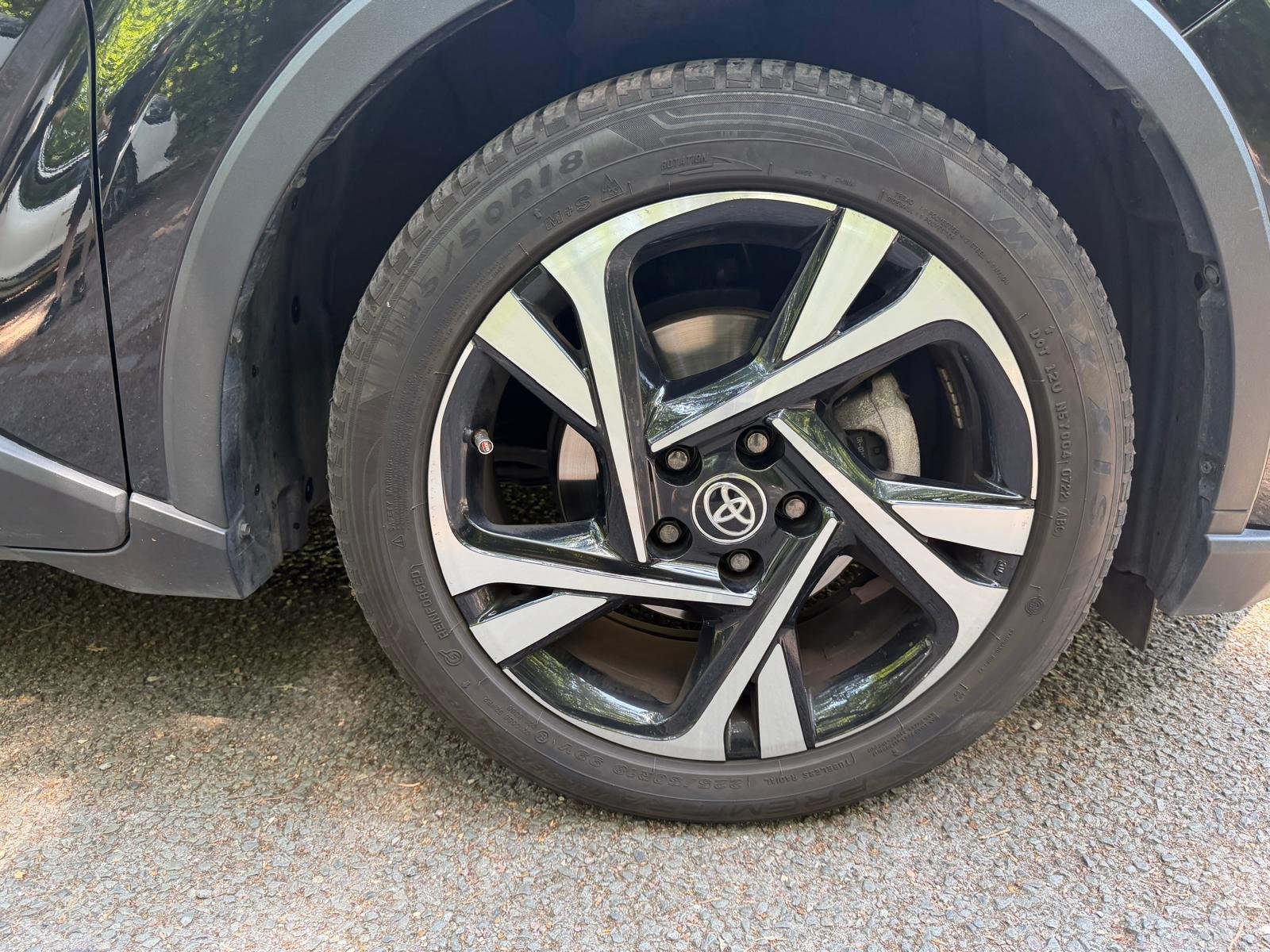 TOYOTA C-HR Phase 2 2.0 VVT-i 184 HSD Hybrid CVT 153