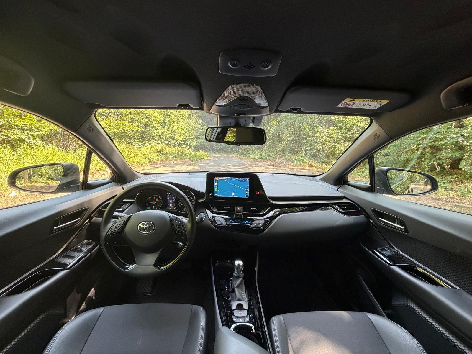 TOYOTA C-HR Phase 2 2.0 VVT-i 184 HSD Hybrid CVT 153