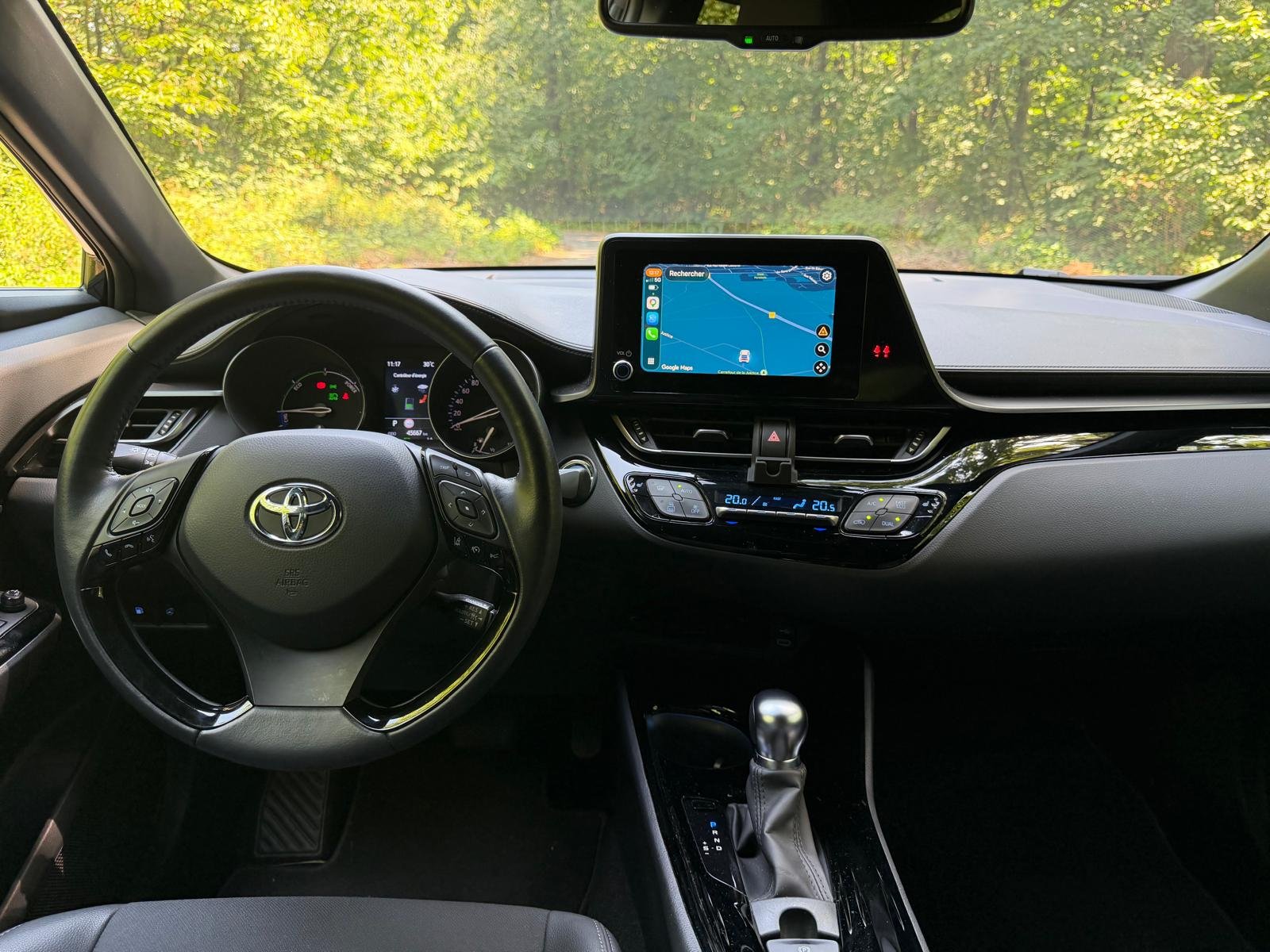 TOYOTA C-HR Phase 2 2.0 VVT-i 184 HSD Hybrid CVT 153