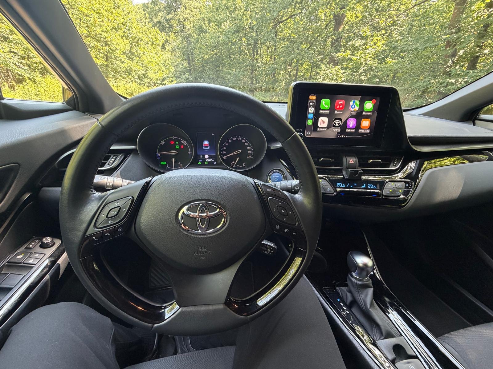 TOYOTA C-HR Phase 2 2.0 VVT-i 184 HSD Hybrid CVT 153