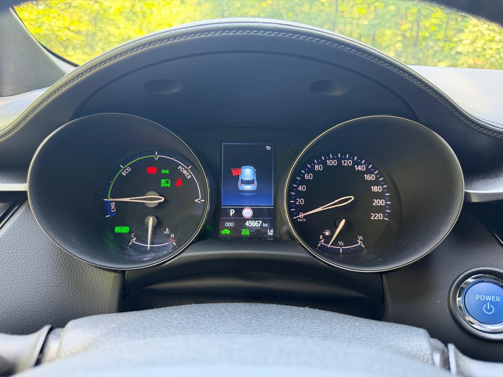 TOYOTA C-HR Phase 2 2.0 VVT-i 184 HSD Hybrid CVT 153