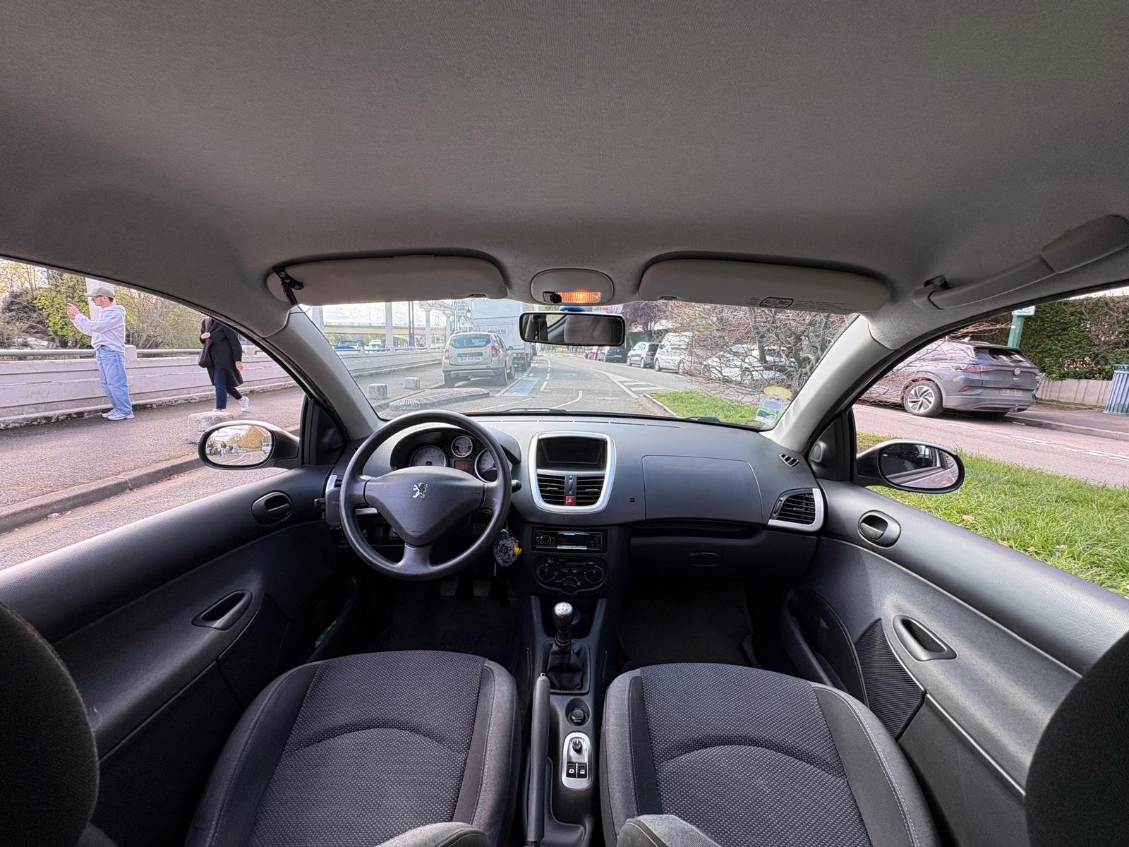 PEUGEOT 206+ 1.4 75ch