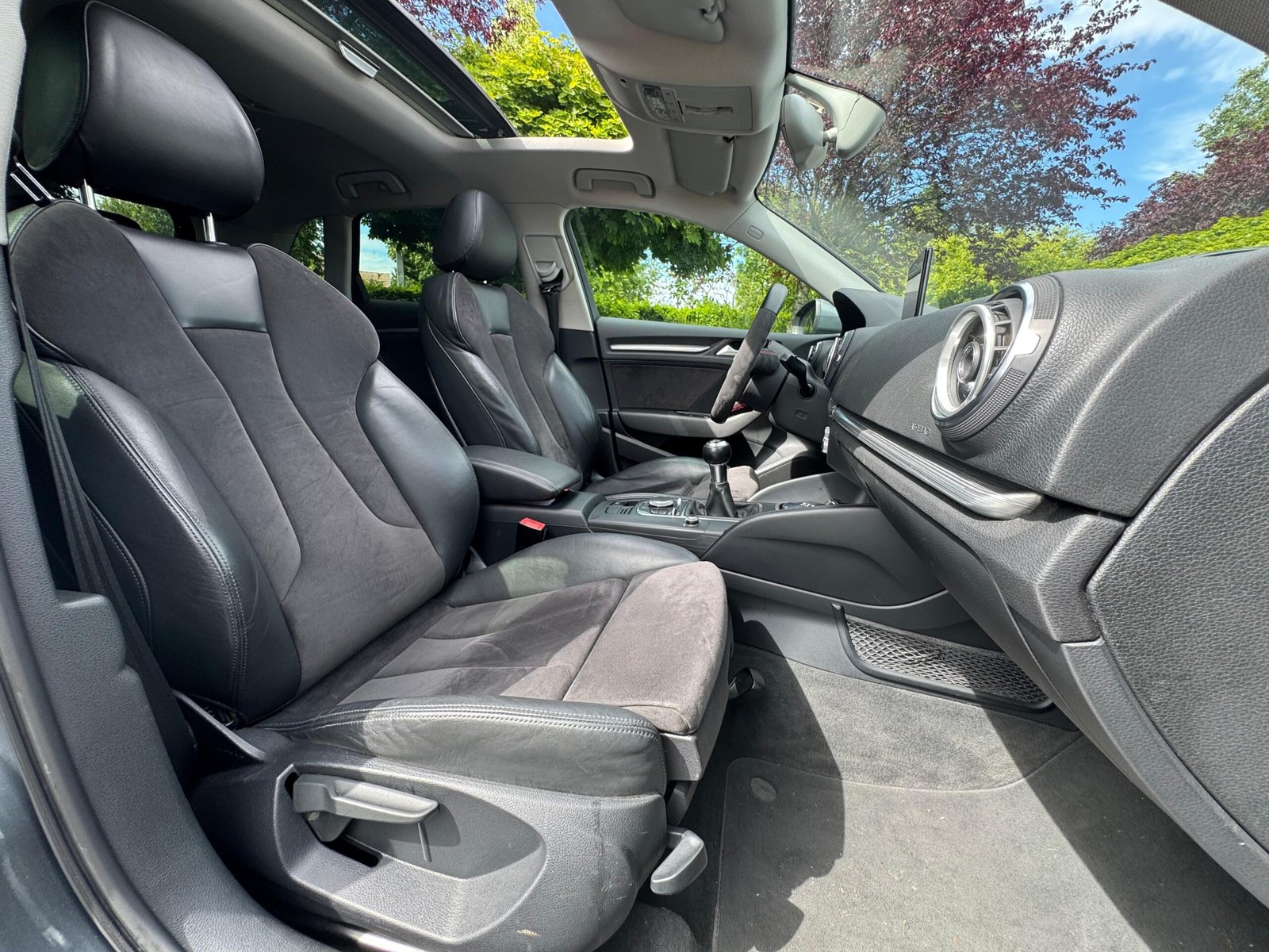 AUDI A3 Série 3 Sportback 1.6 TDi 105ch