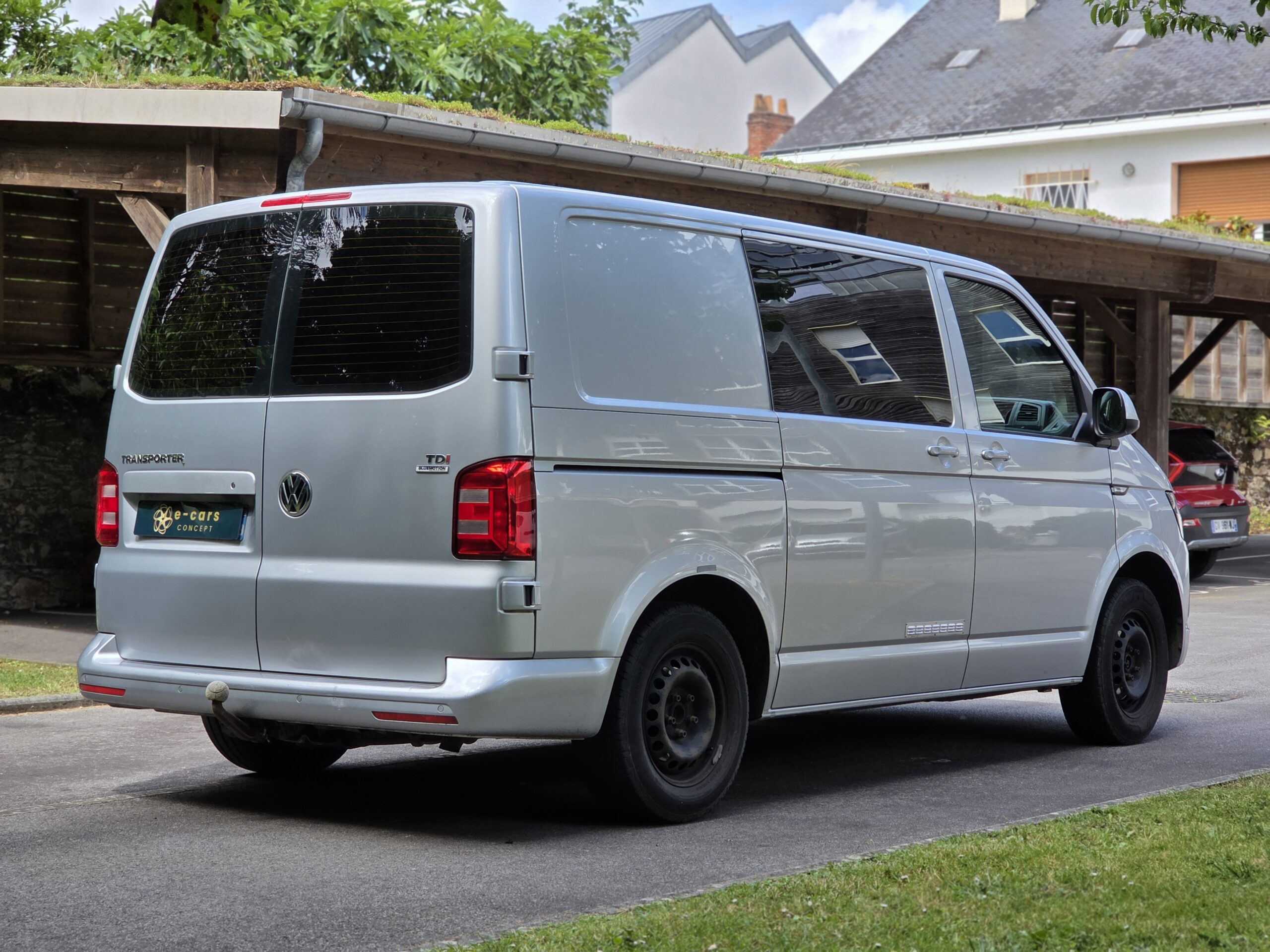 VOLKSWAGEN TRANSPORTER PRO CAB Aménagé – 2.0 TDi 140ch DSG7 BUSINESS LINE