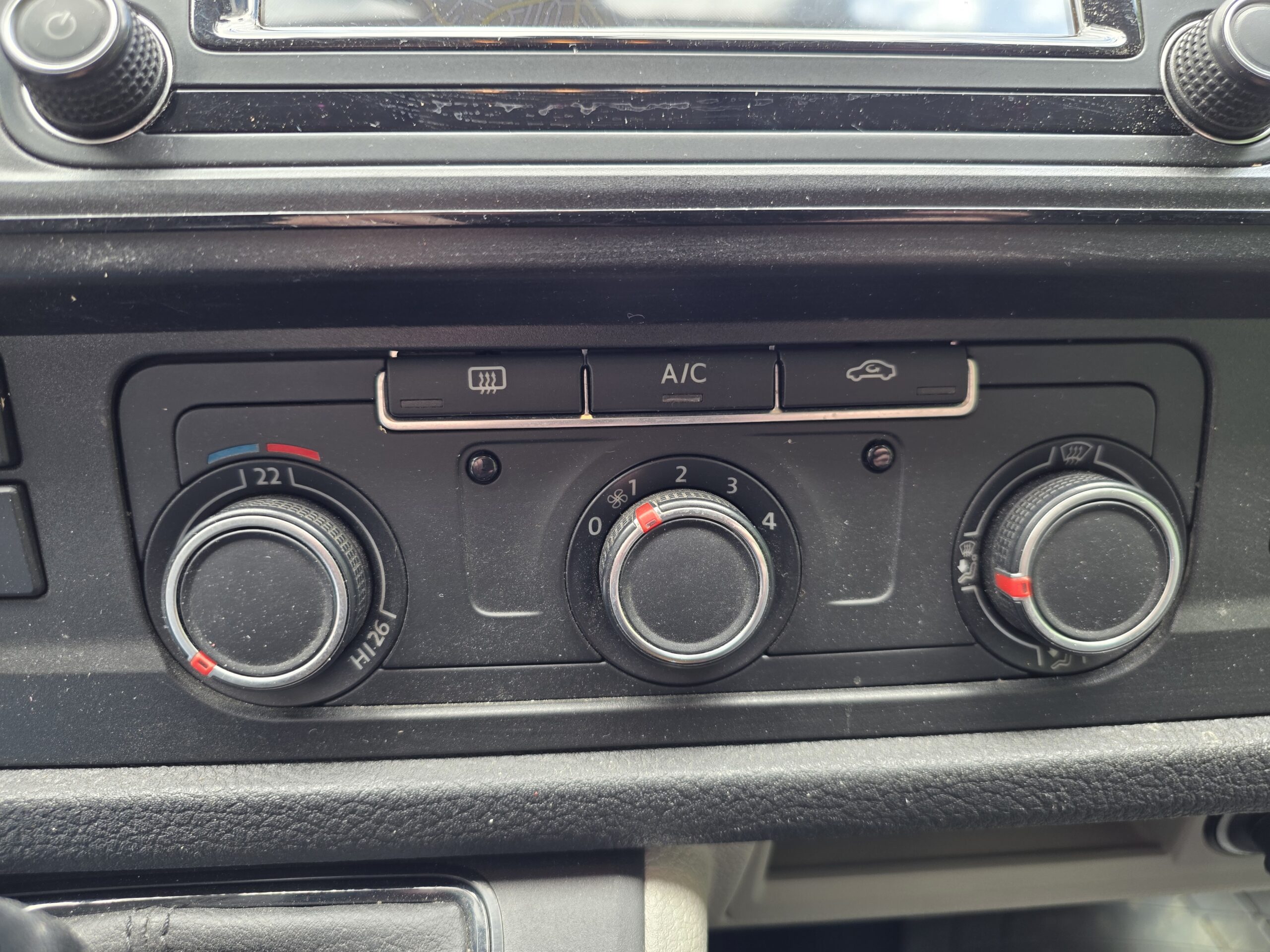 VOLKSWAGEN TRANSPORTER PRO CAB Aménagé – 2.0 TDi 140ch DSG7 BUSINESS LINE