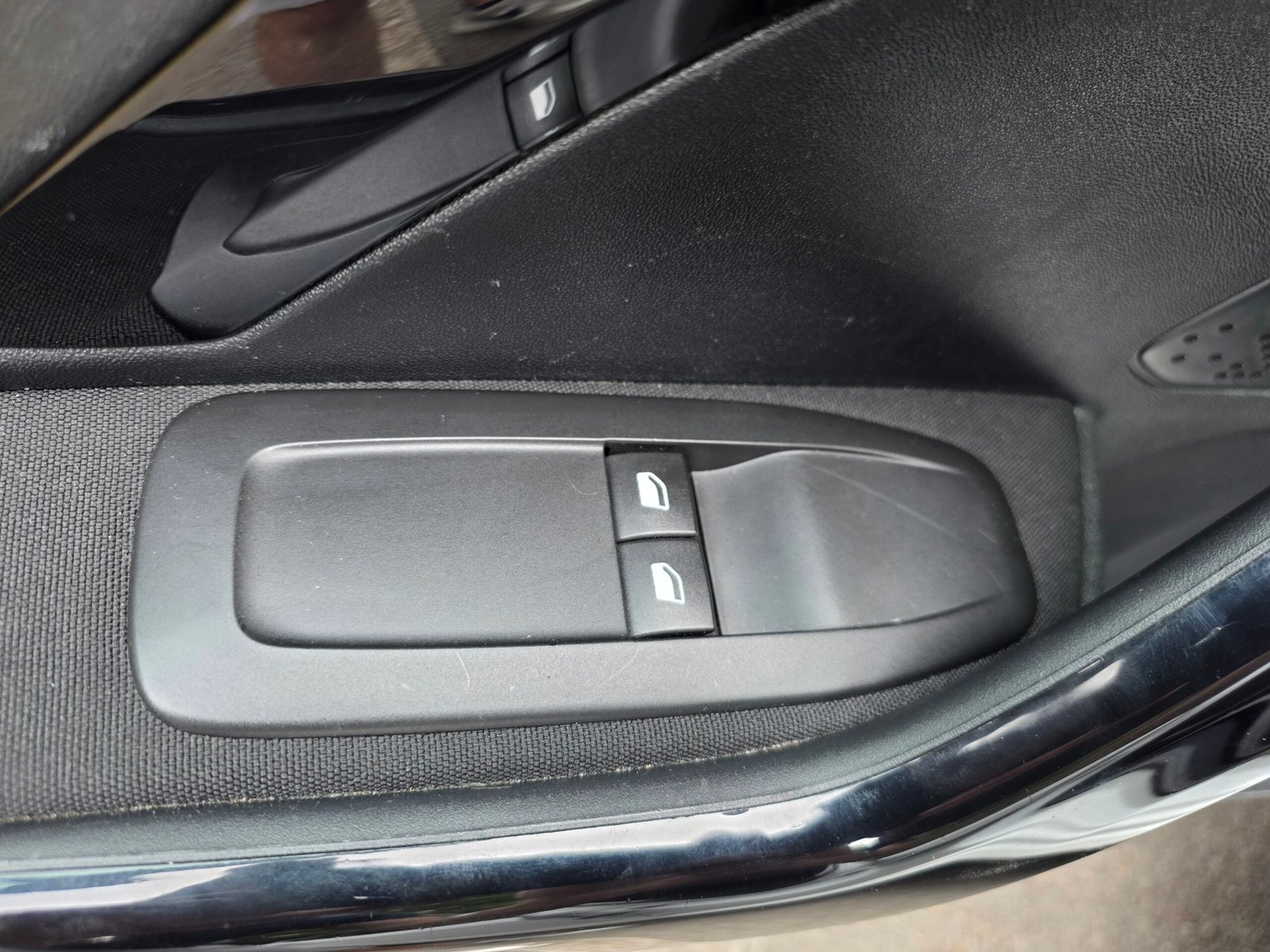 PEUGEOT 208 – 1.0 PureTech 68ch BVM5