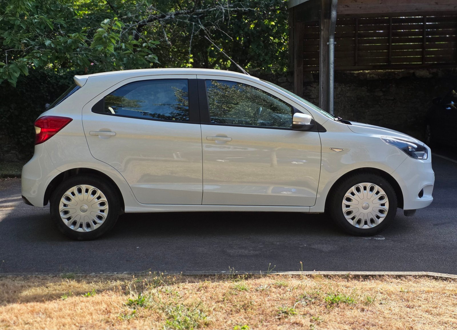 FORD KA+ – 1.2 Ti-VCT 70ch BVM5 Finition ESSENTIAL