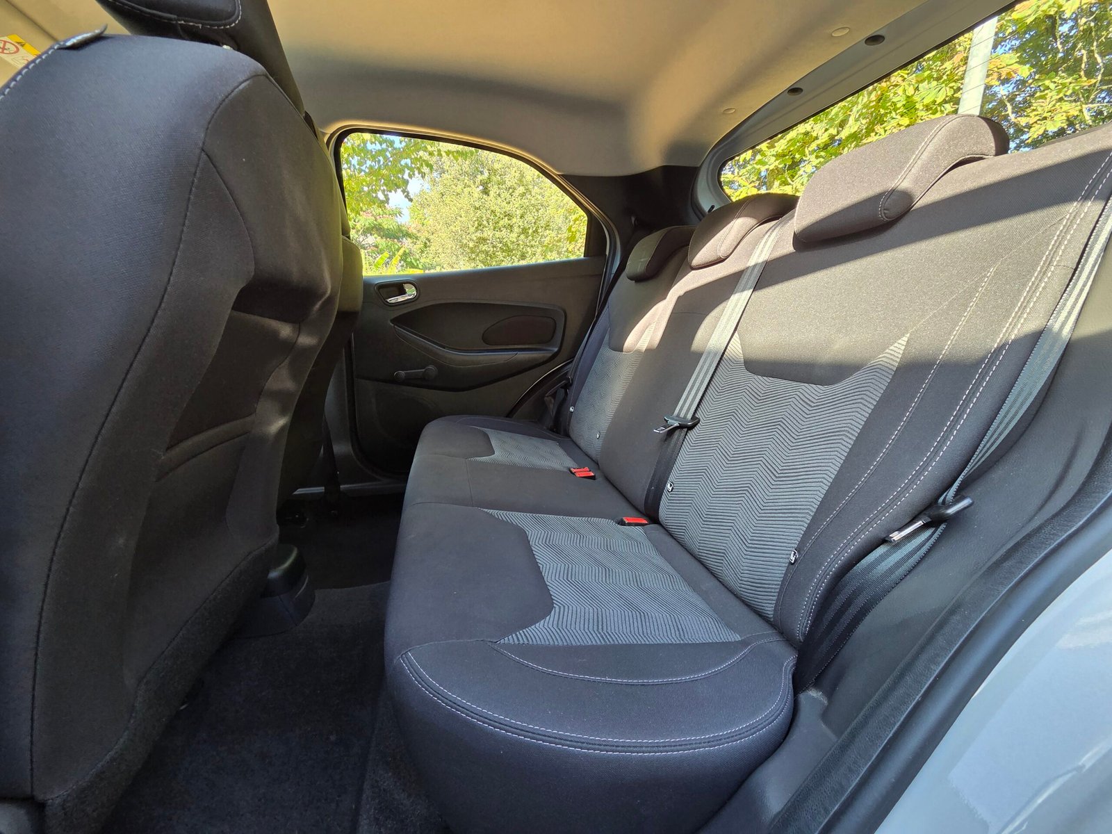 FORD KA+ – 1.2 Ti-VCT 70ch BVM5 Finition ESSENTIAL