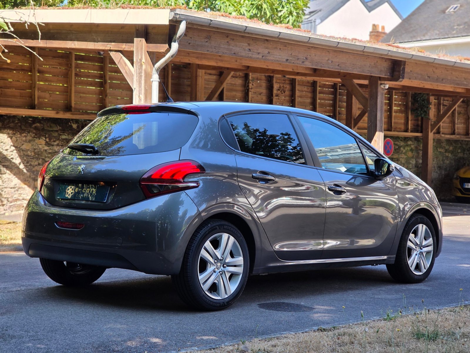 PEUGEOT 208 Style – 1.2 PureTech 82ch BVM5