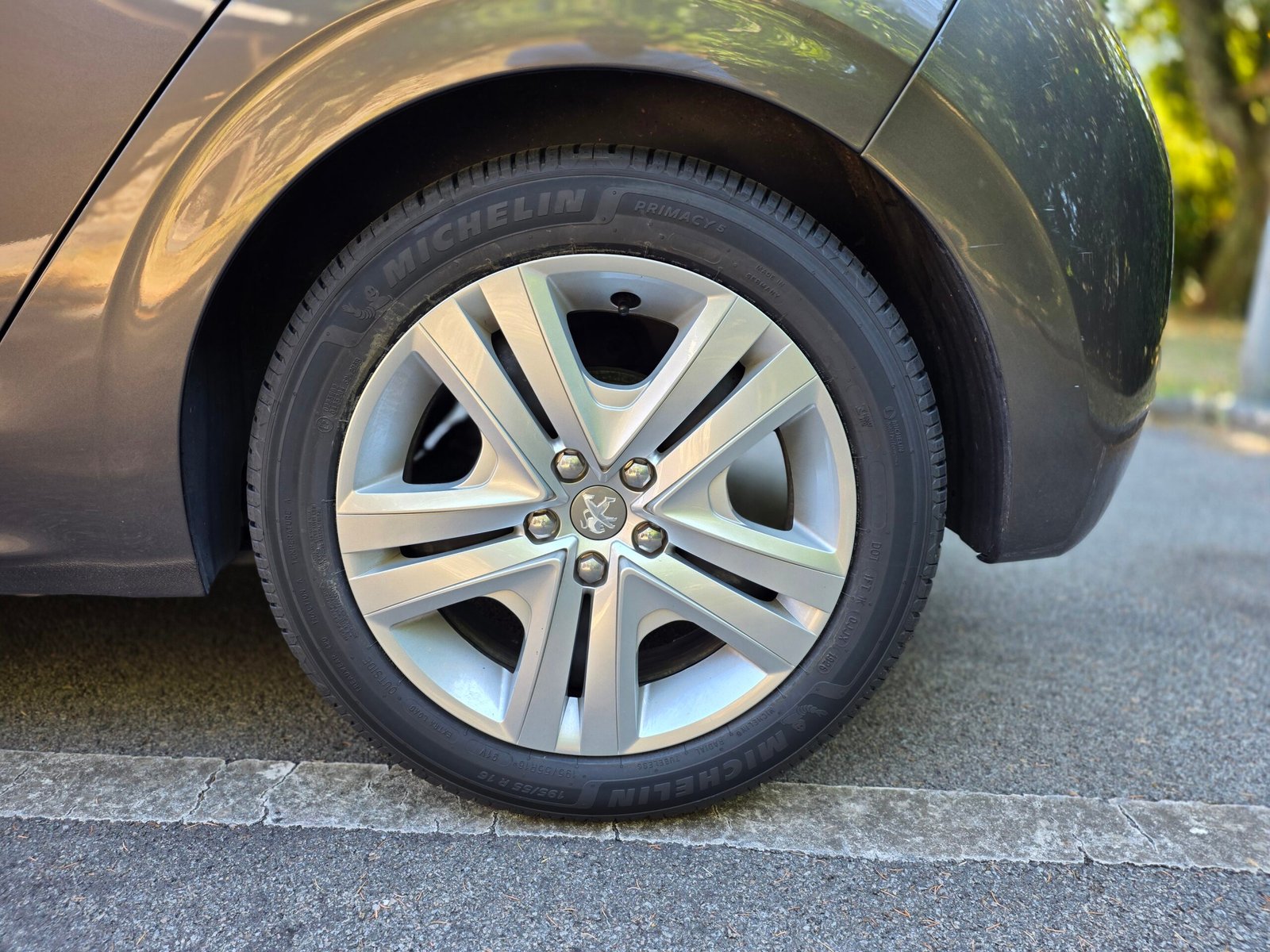 PEUGEOT 208 Style – 1.2 PureTech 82ch BVM5