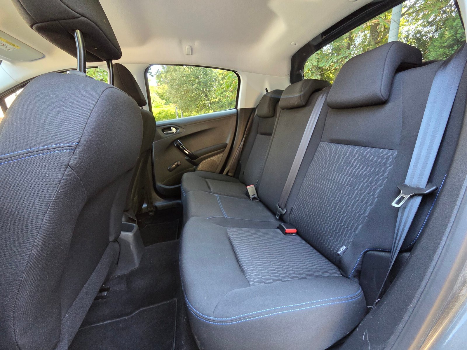 PEUGEOT 208 Style – 1.2 PureTech 82ch BVM5
