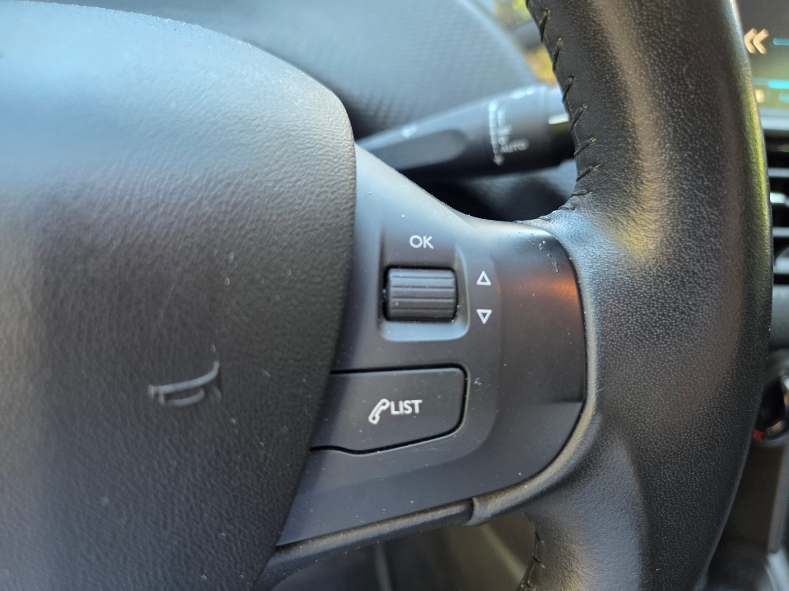 PEUGEOT 208 Style – 1.2 PureTech 82ch BVM5