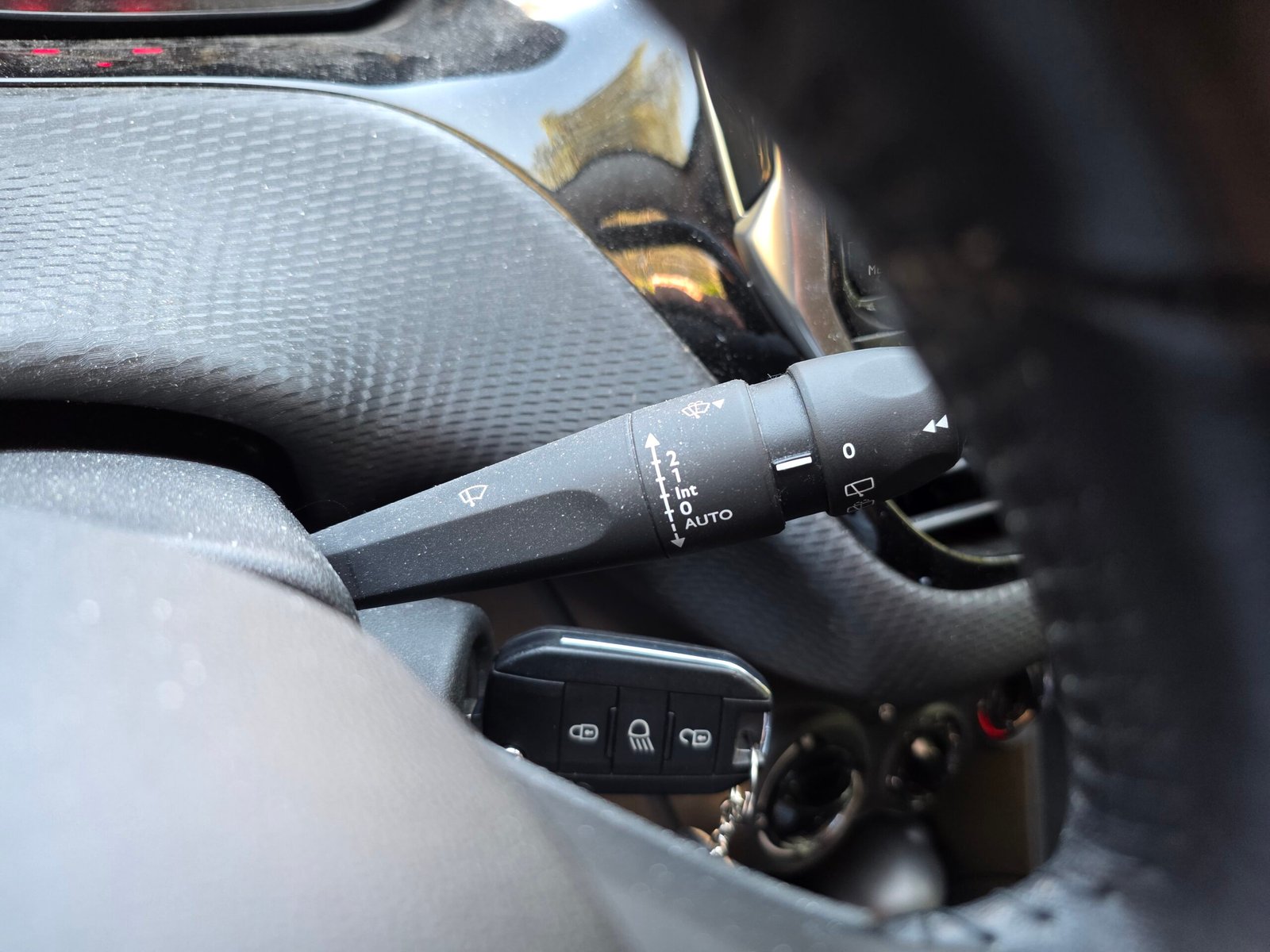 PEUGEOT 208 Style – 1.2 PureTech 82ch BVM5