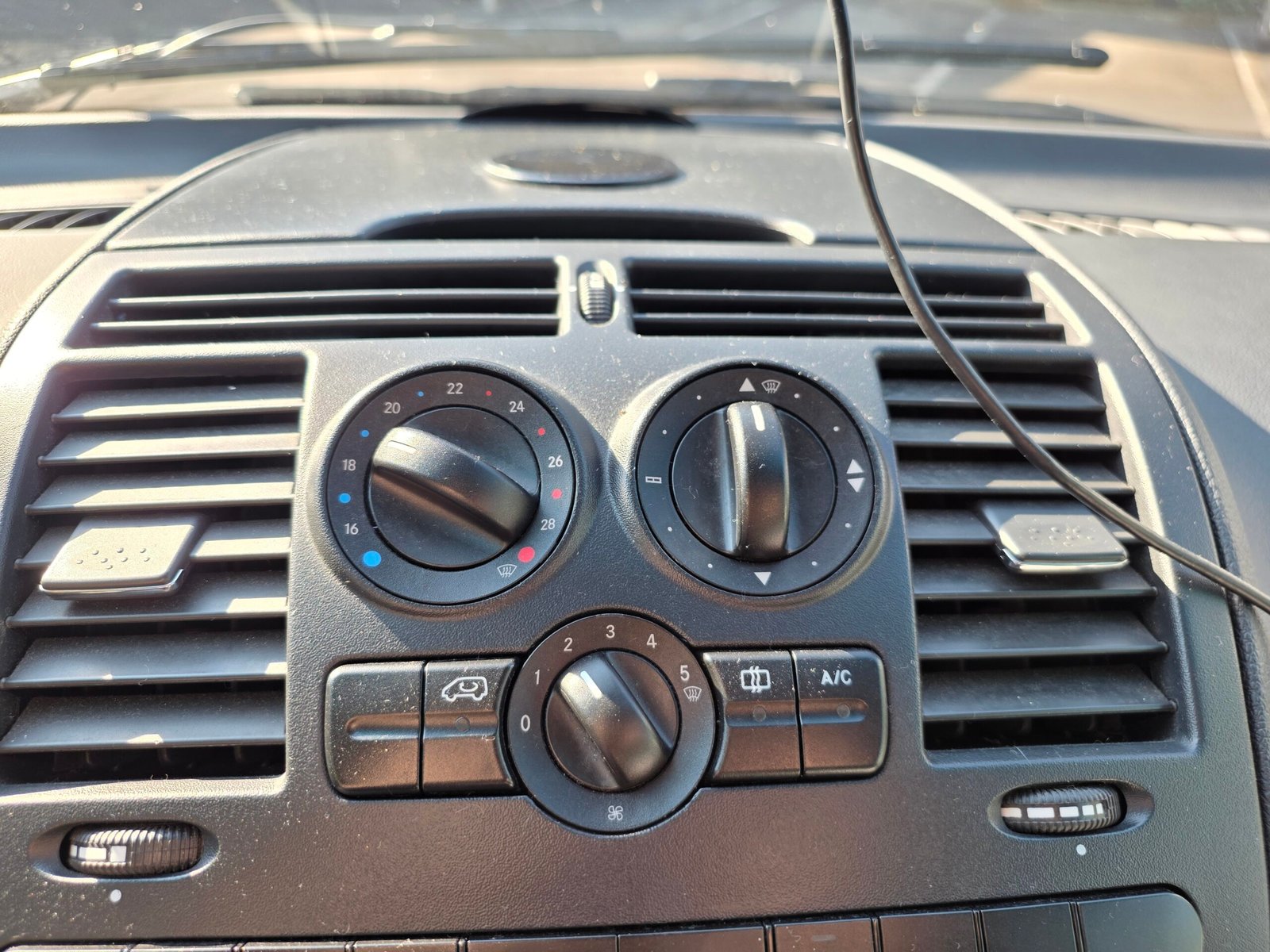 MERCEDES-BENZ VIANO – 2.2 CDI 163ch BVM6 Finition MARCO POLO