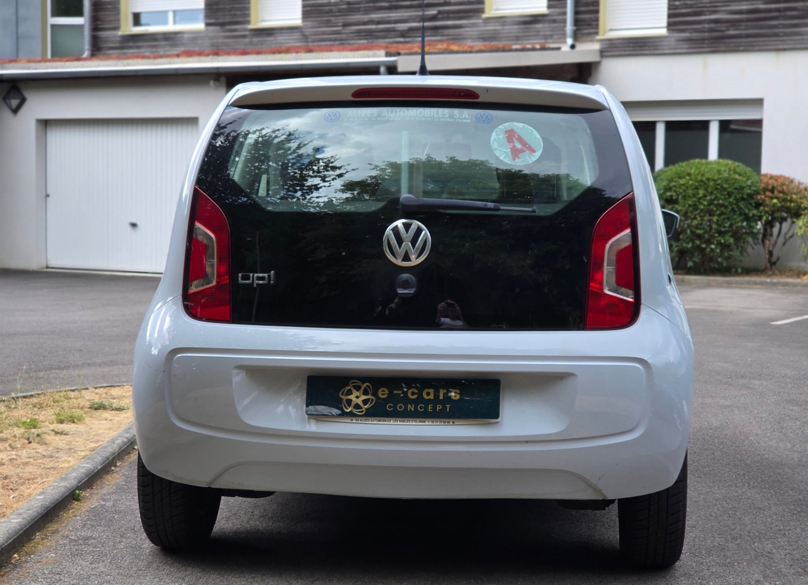 VOLKSWAGEN UP – 1.0 MPI 60ch Boîte Auto (ASG) Finition MOVE UP!