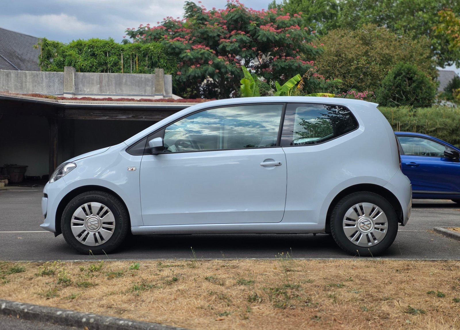 VOLKSWAGEN UP – 1.0 MPI 60ch Boîte Auto (ASG) Finition MOVE UP!