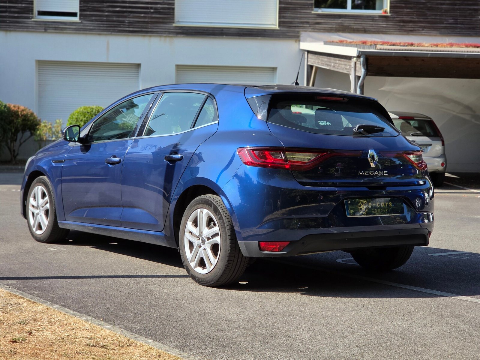 RENAULT MÉGANE IV Business – 1.5 Blue dCi 115ch BVM6