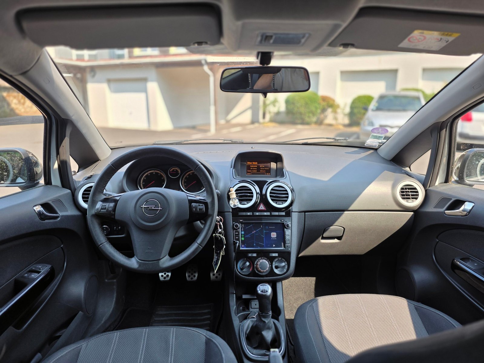 OPEL CORSA Color Edition – 1.4 Twinport 100ch BVM5