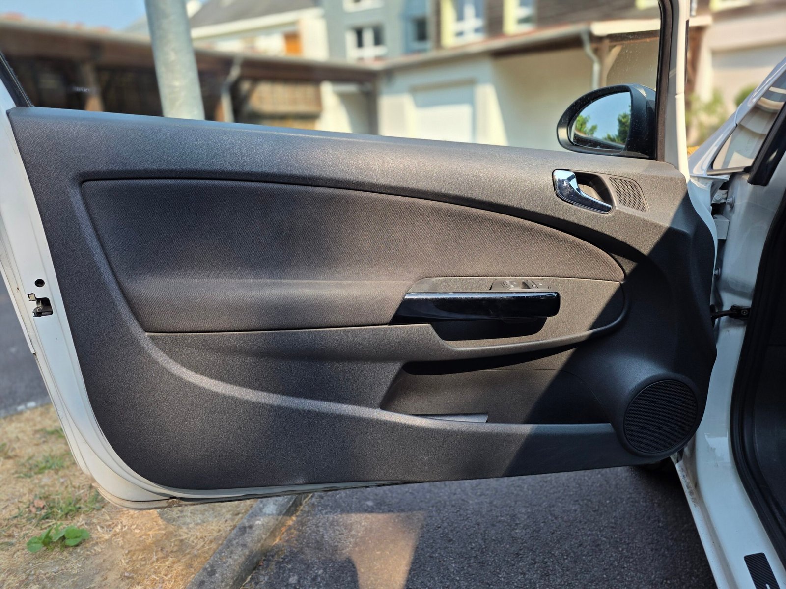 OPEL CORSA Color Edition – 1.4 Twinport 100ch BVM5