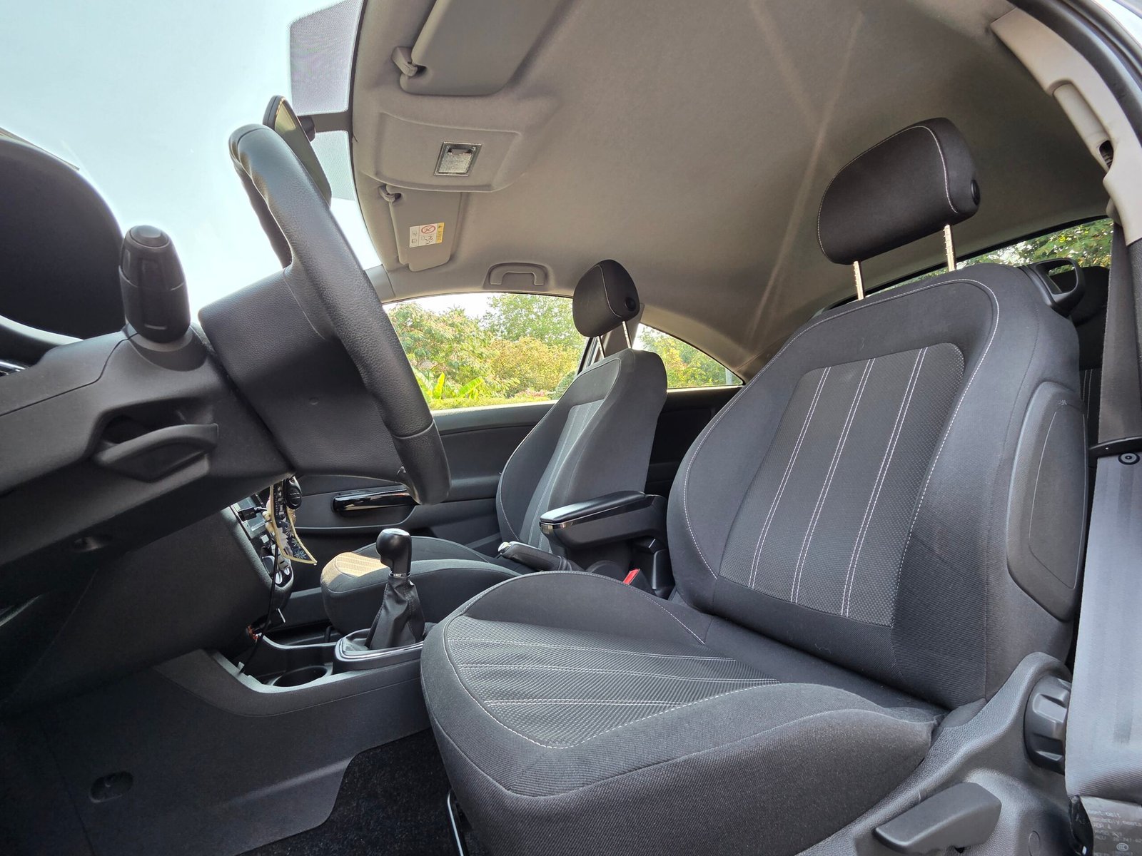 OPEL CORSA Color Edition – 1.4 Twinport 100ch BVM5