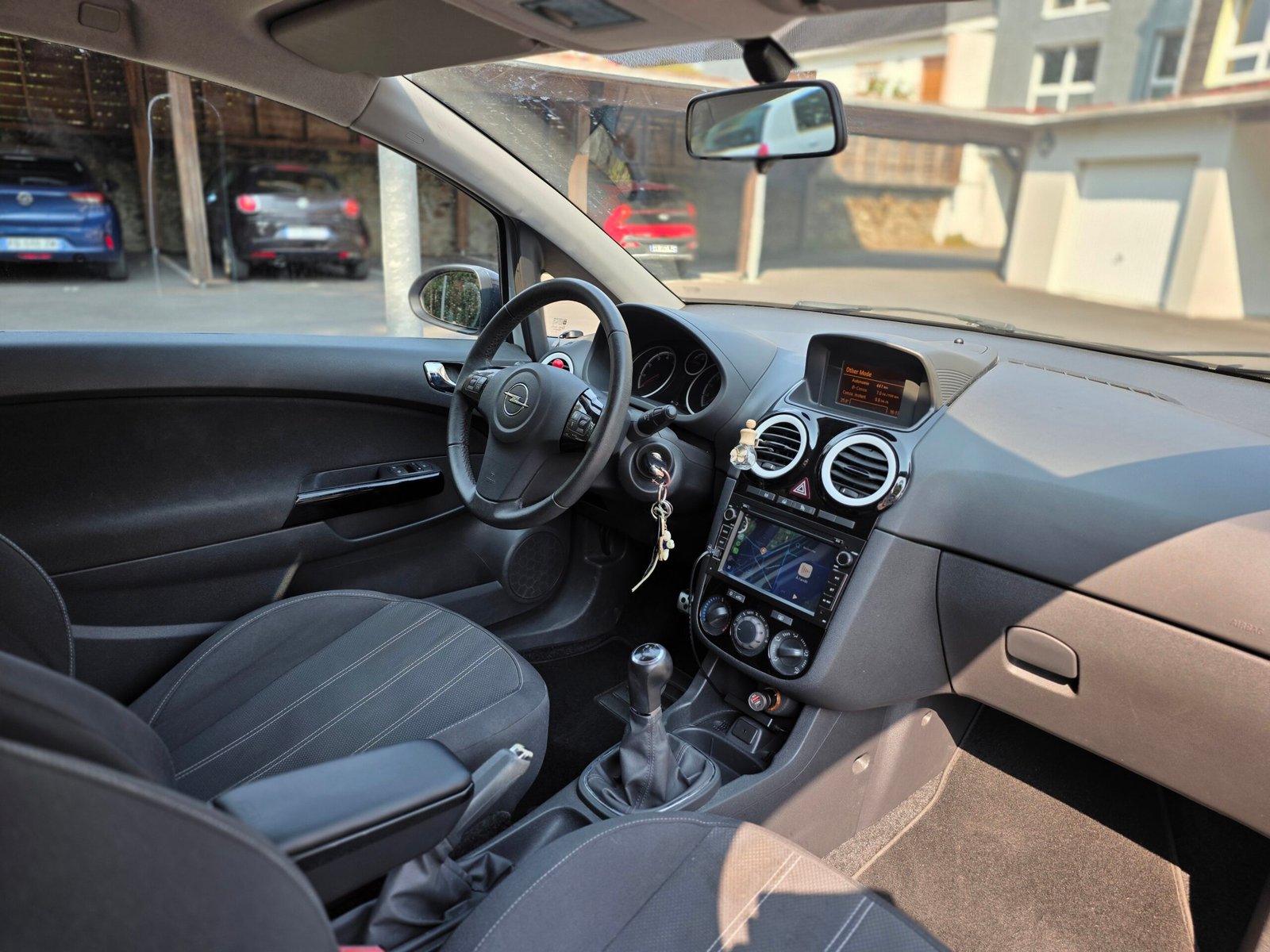 OPEL CORSA Color Edition – 1.4 Twinport 100ch BVM5