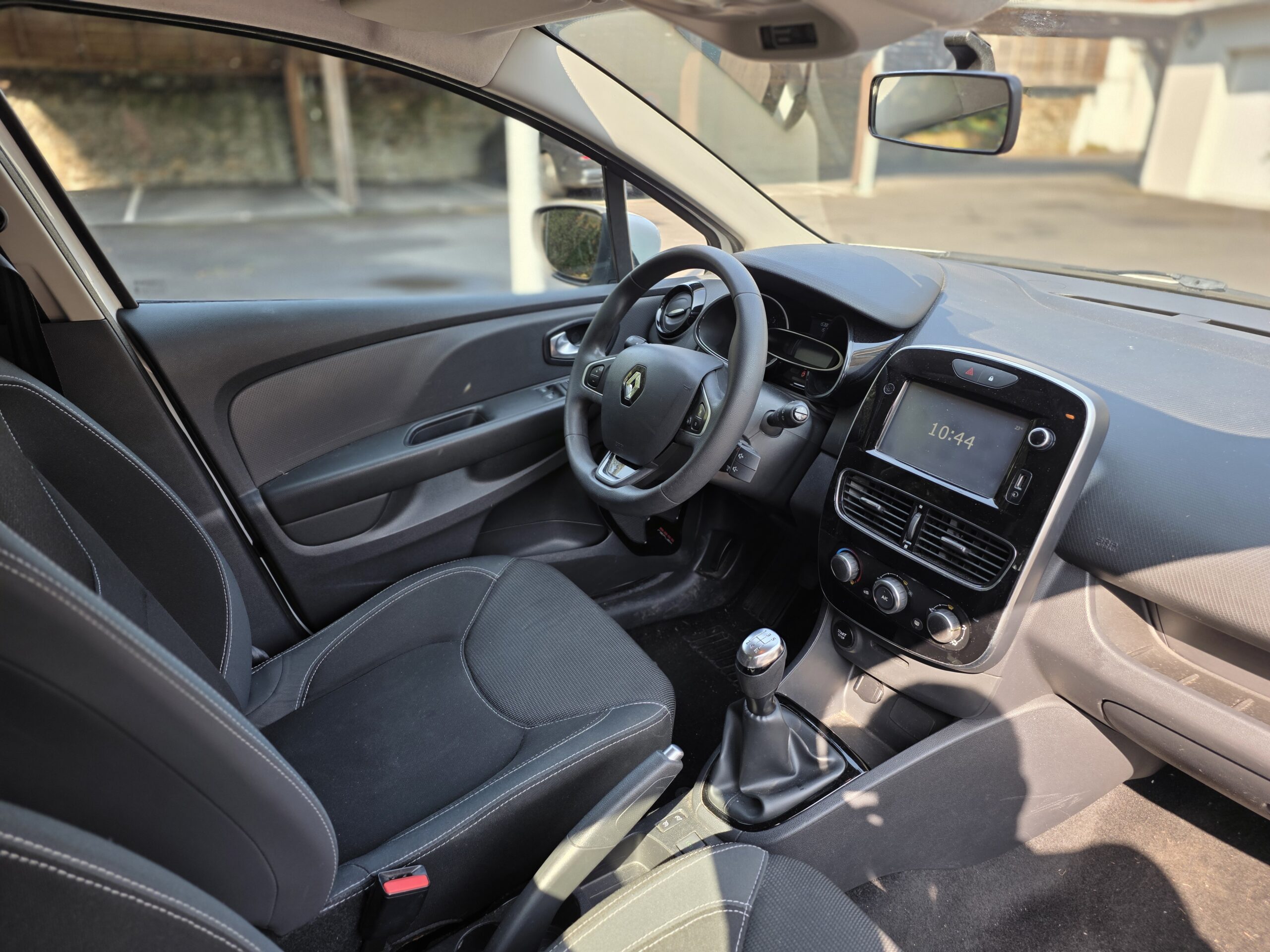 RENAULT CLIO IV Air Media Nav– 1.5 dCi 75ch BVM5