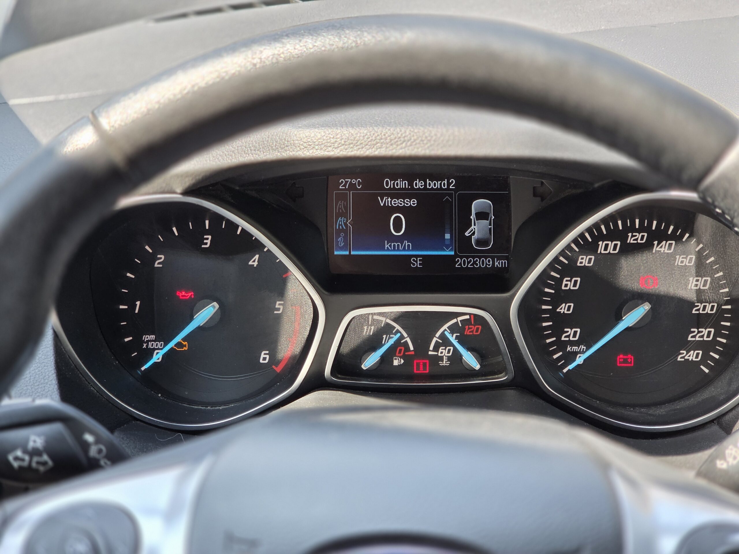 FORD KUGA TITANIUM – 2.0 TDCi 150ch BVM6 Première Main