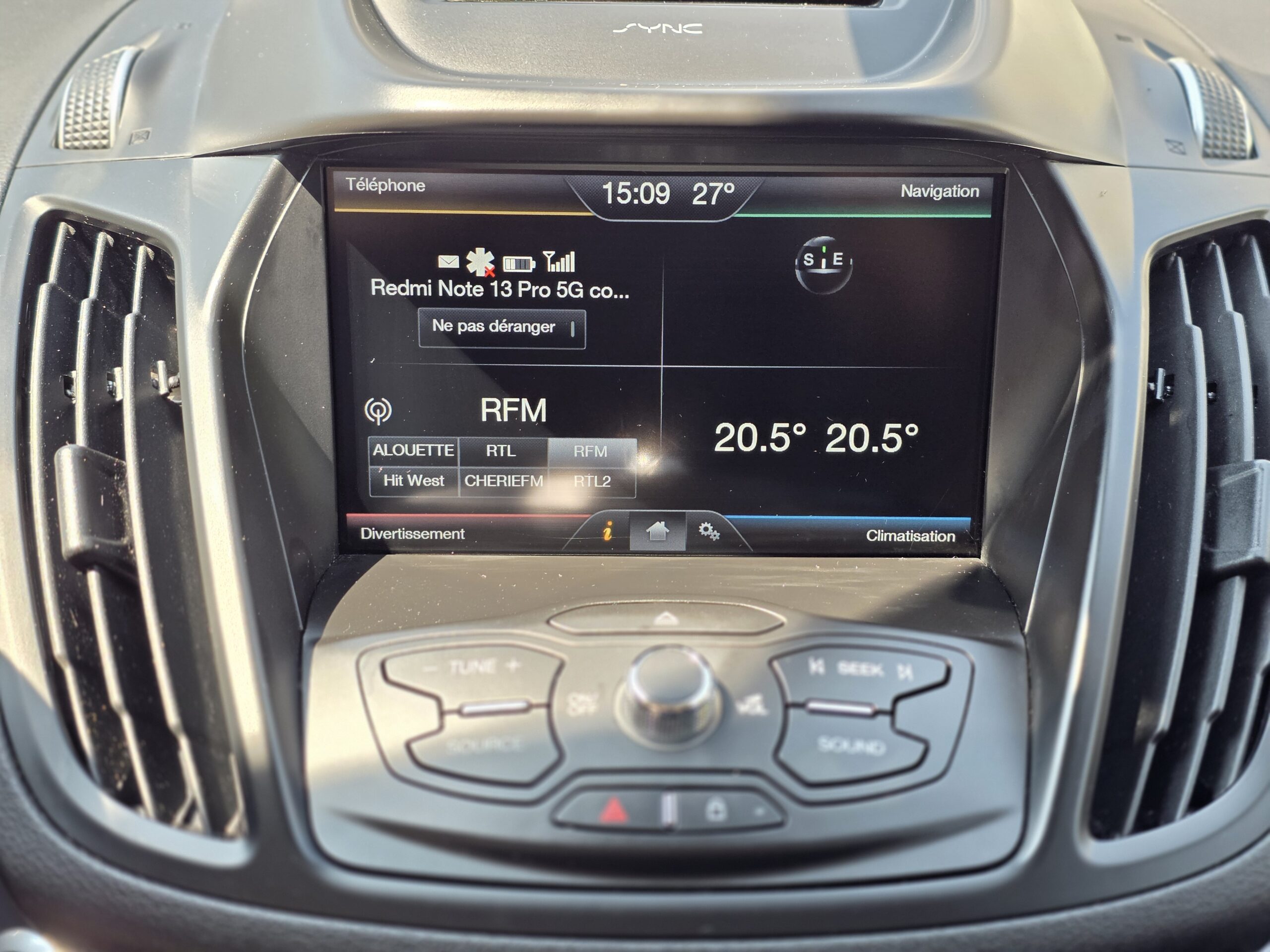 FORD KUGA TITANIUM – 2.0 TDCi 150ch BVM6 Première Main