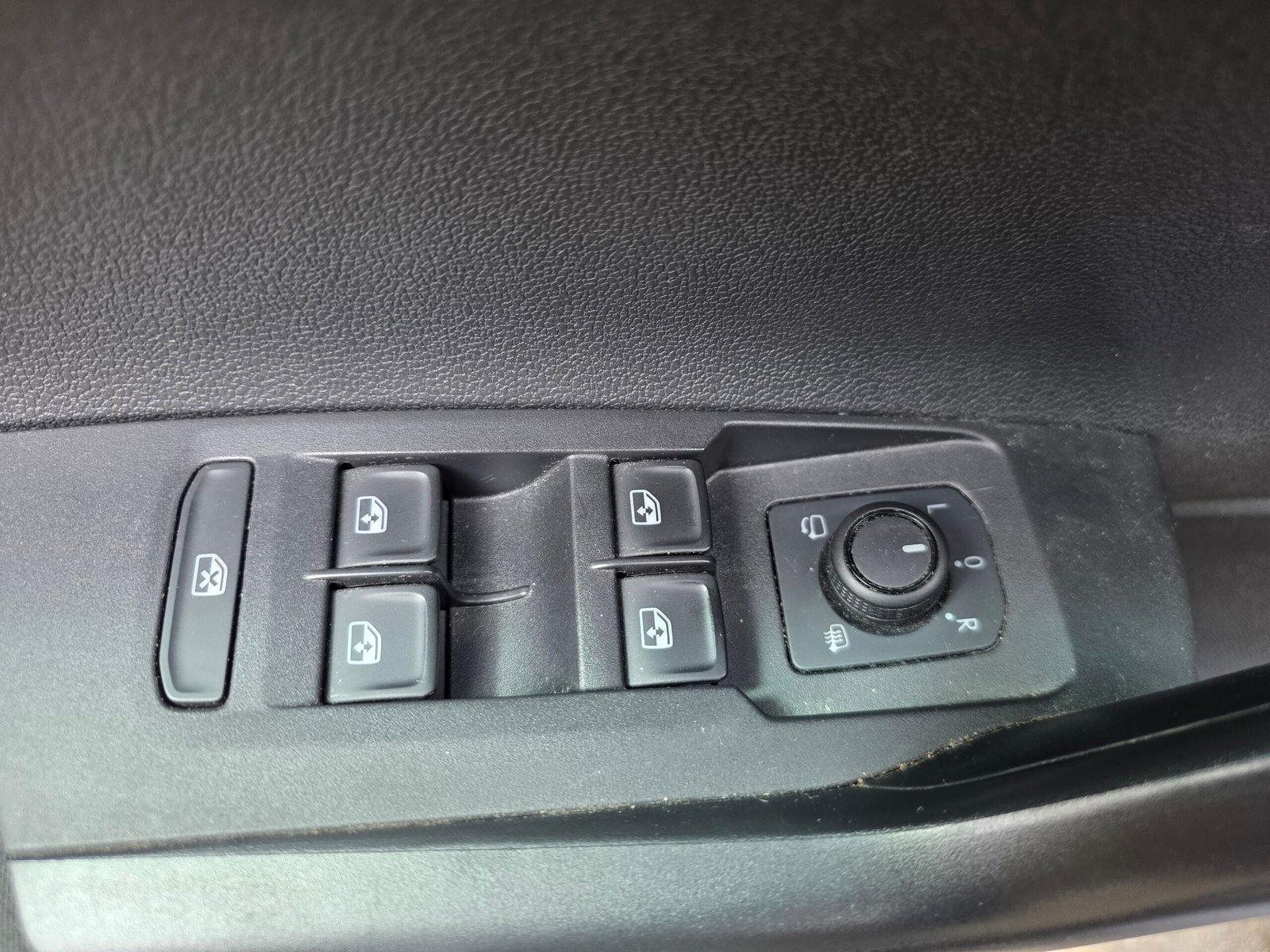VOLKSWAGEN POLO – 1.0 TSi 95ch DSG7 Finition LOUNGE