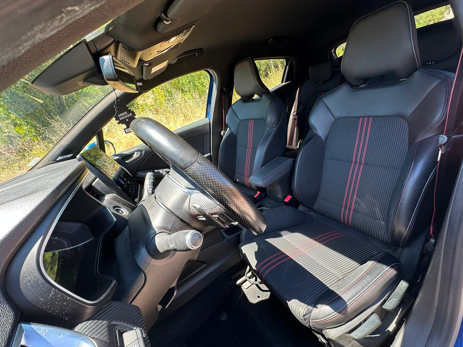 RENAULT Clio V essence automatique RS LINE
