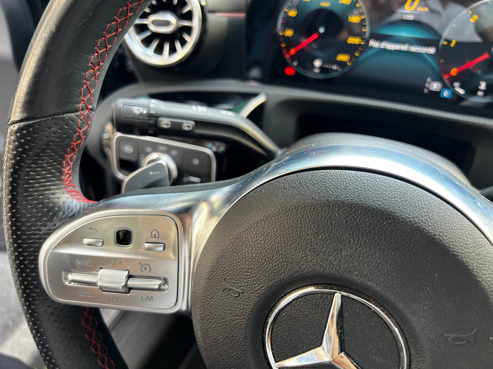 MERCEDES BENZ Classe A 200D 150 Ch “AMG Line”