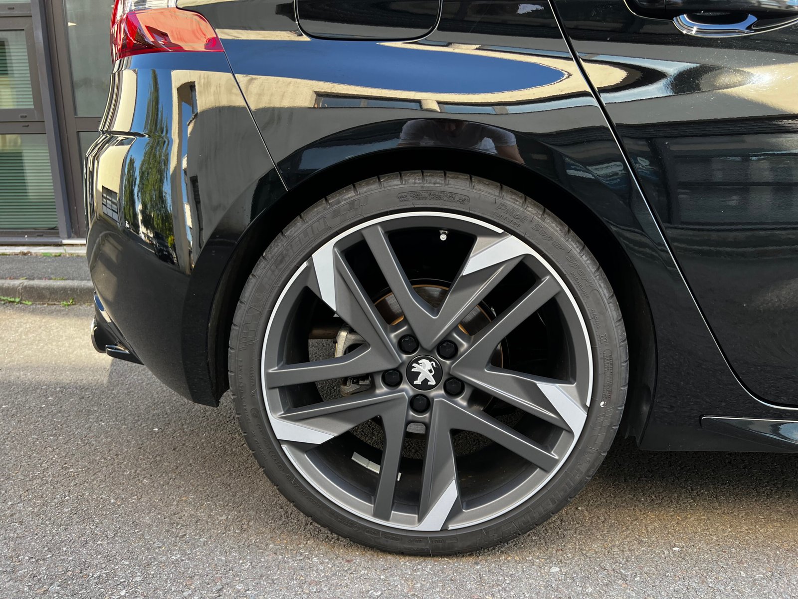 Peugeot 308 GTI “1.6L 263ch” 2020