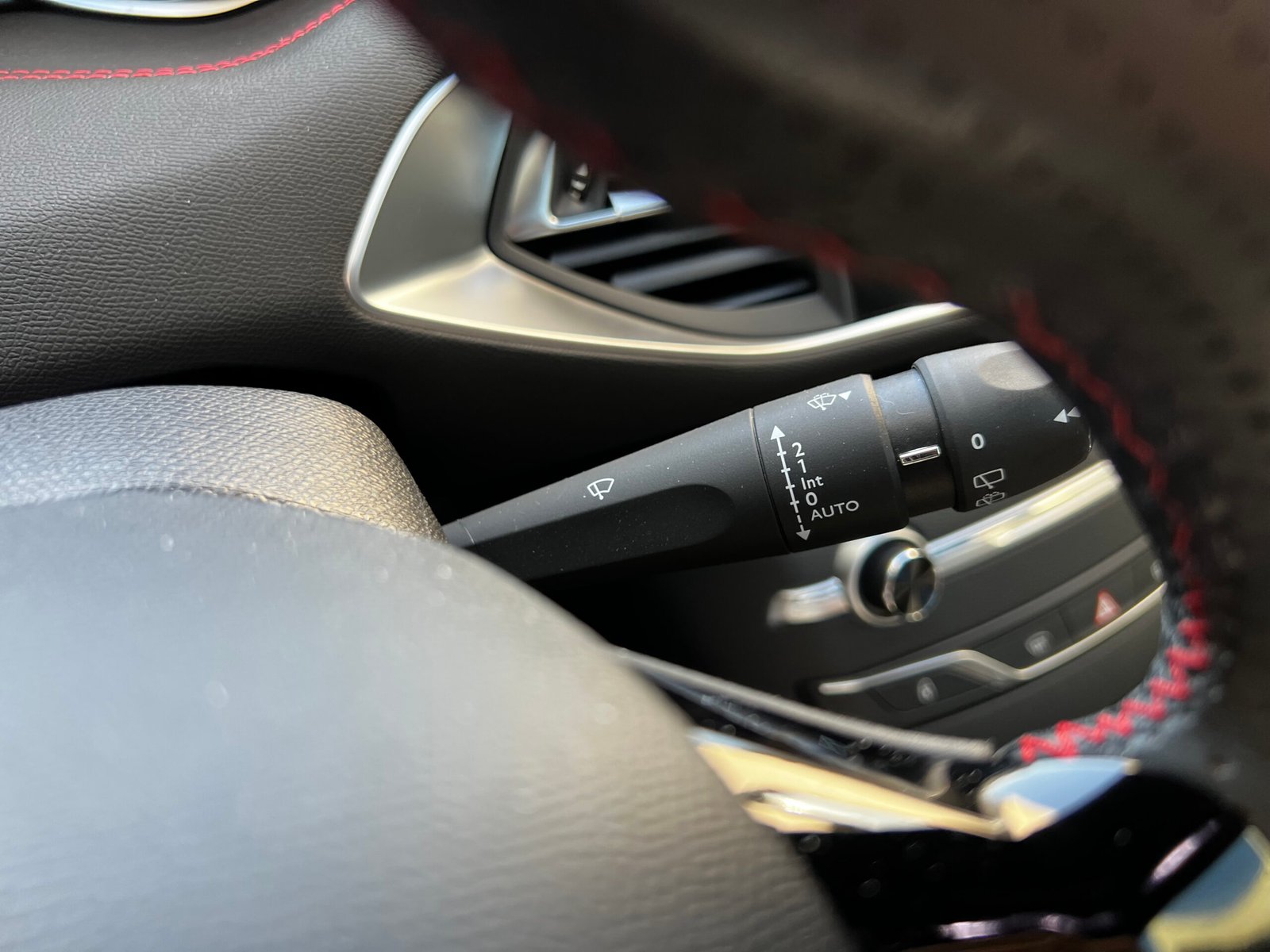 Peugeot 308 GTI “1.6L 263ch” 2020