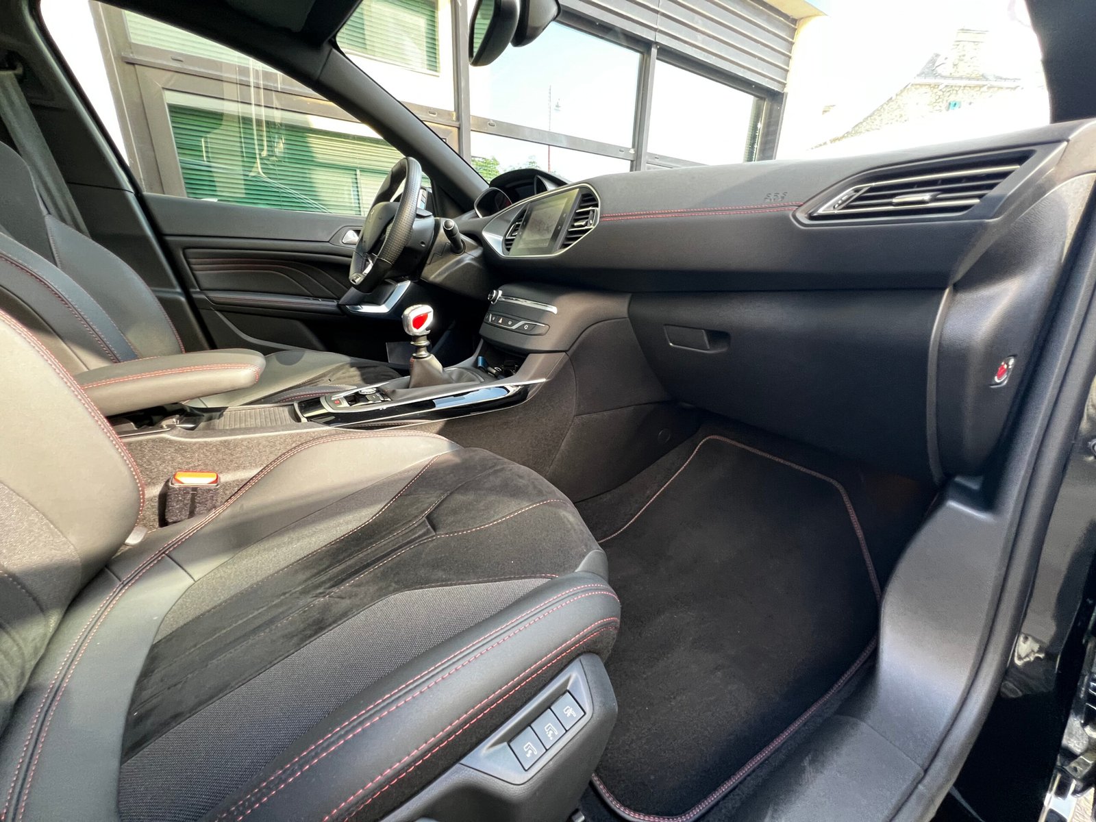 Peugeot 308 GTI “1.6L 263ch” 2020