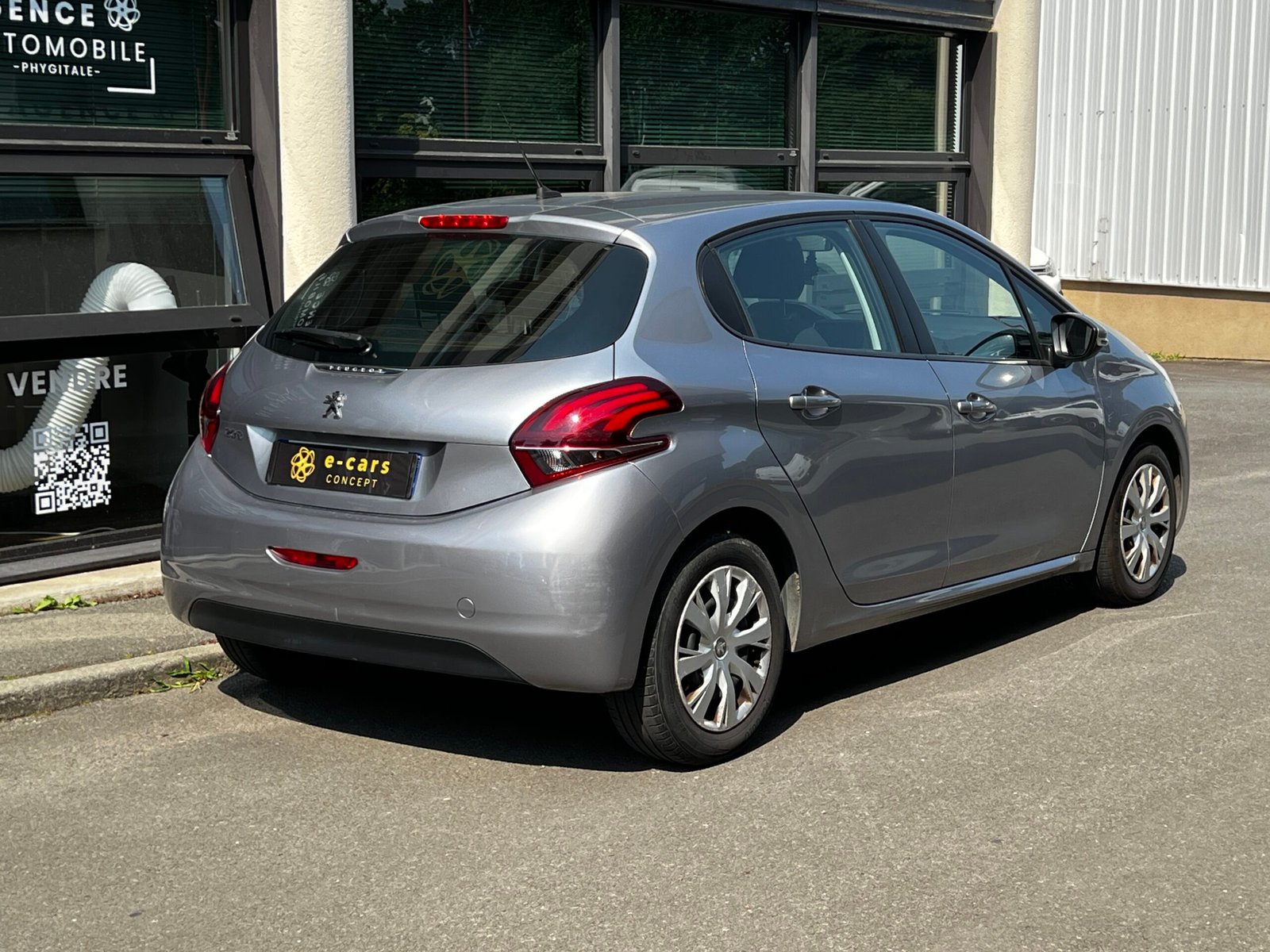 Peugeot 208 « Active » – 1.5L BlueHDI 100Ch