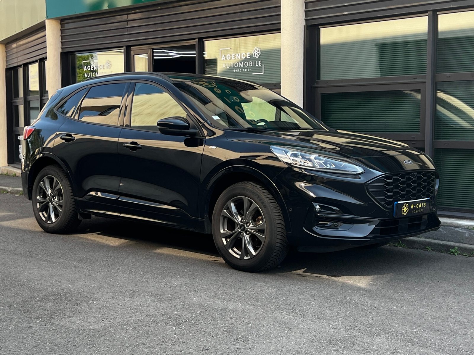 Ford Kuga “ST-Line” I 2.5 DURATEC 190ch hybrid