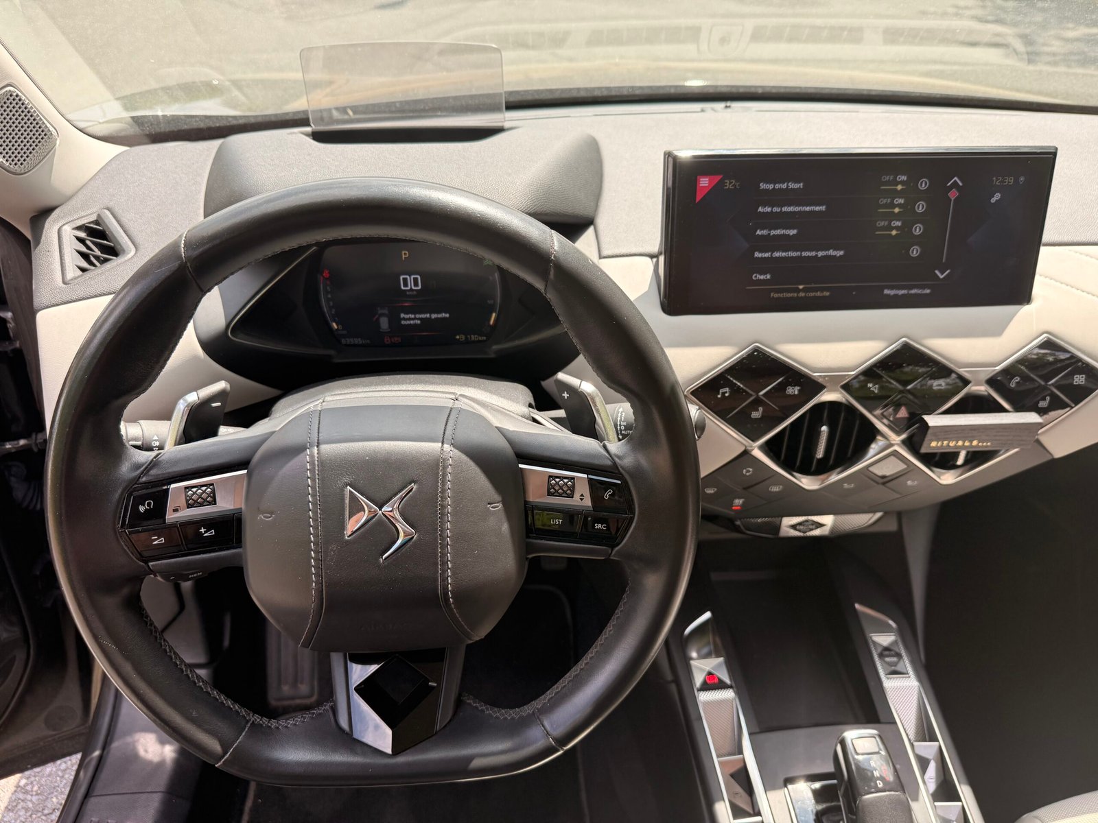 DS DS3 Crossback 1.2 THP Puretech EAT8 S&S 131 cv Boîte auto / So chic