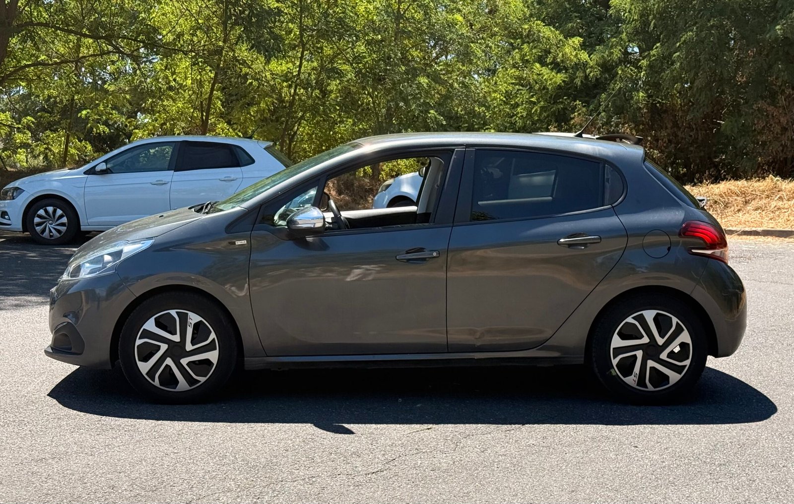 PEUGEOT 208 I Phase 2 5 Portes 1.2 VTi 82 cv / Style