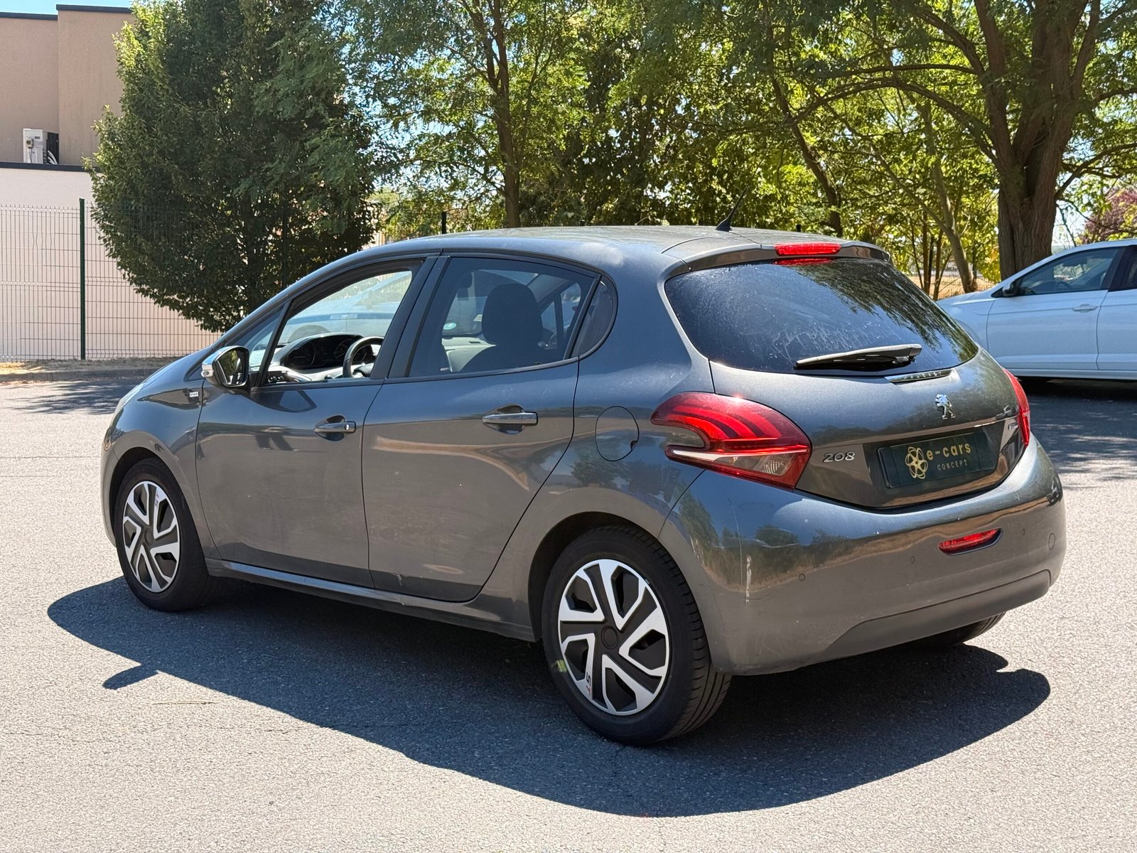 PEUGEOT 208 I Phase 2 5 Portes 1.2 VTi 82 cv / Style
